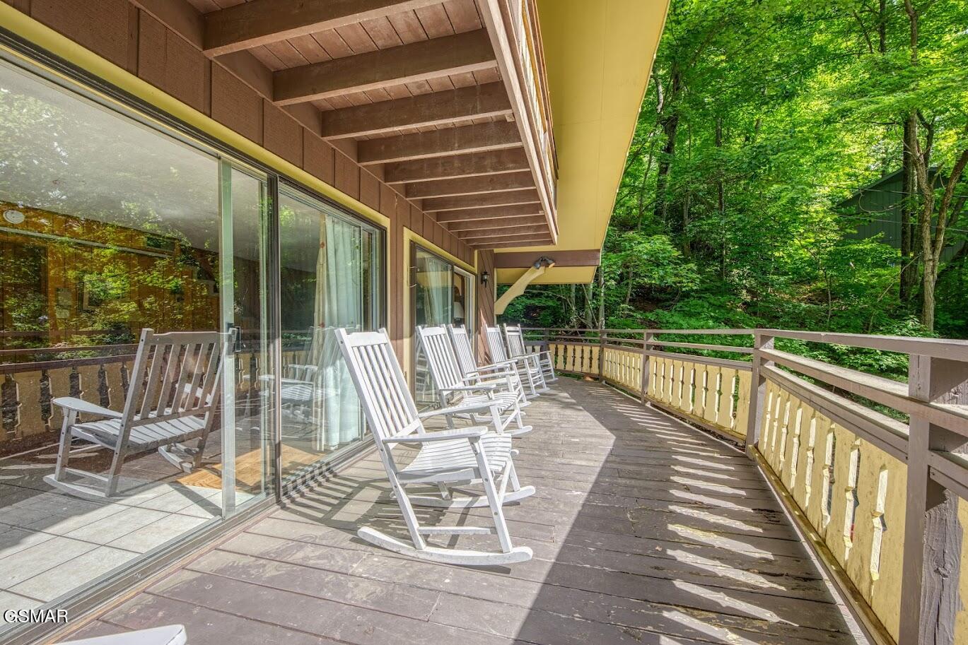 2103 N Tamins Drive Drive