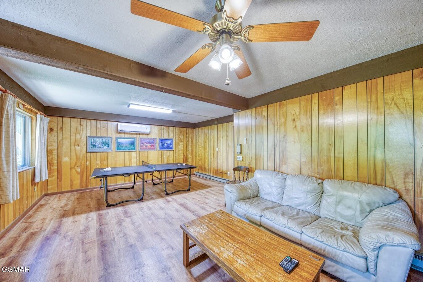 2103 N Tamins Drive Drive
