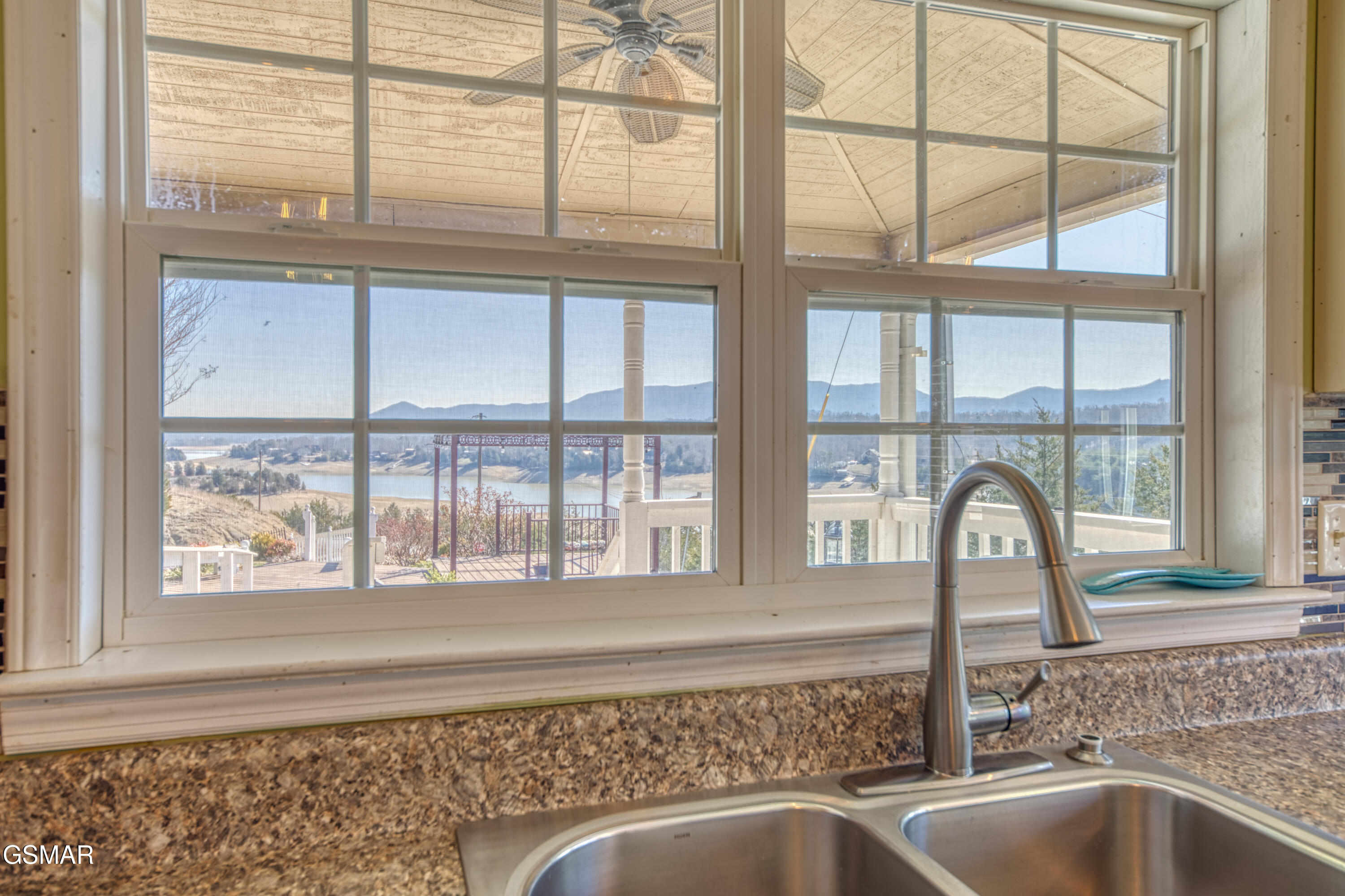1110 Bayfront Drive Drive