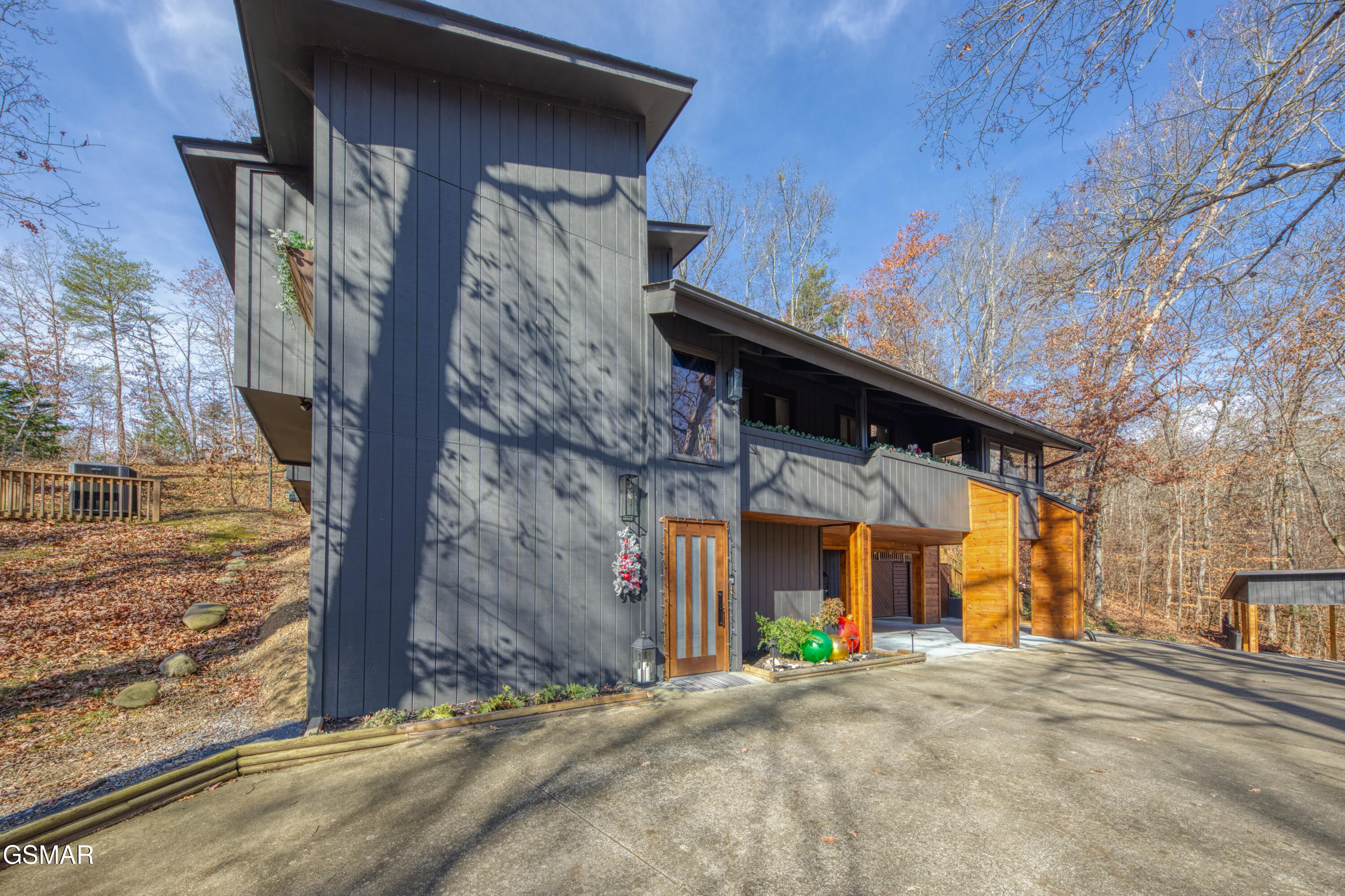 333 Enchanted Forest Lane Lane