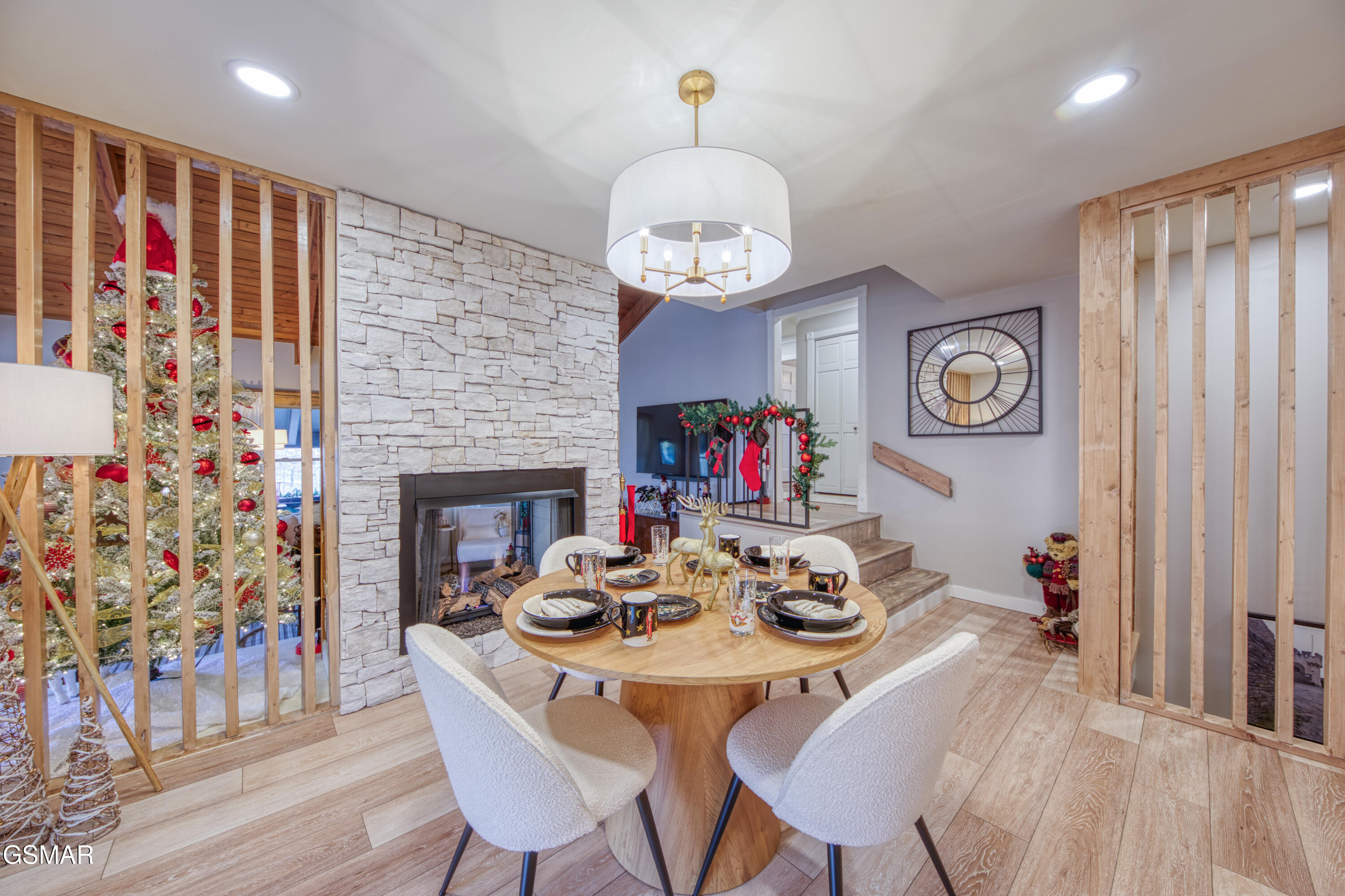 333 Enchanted Forest Lane Lane