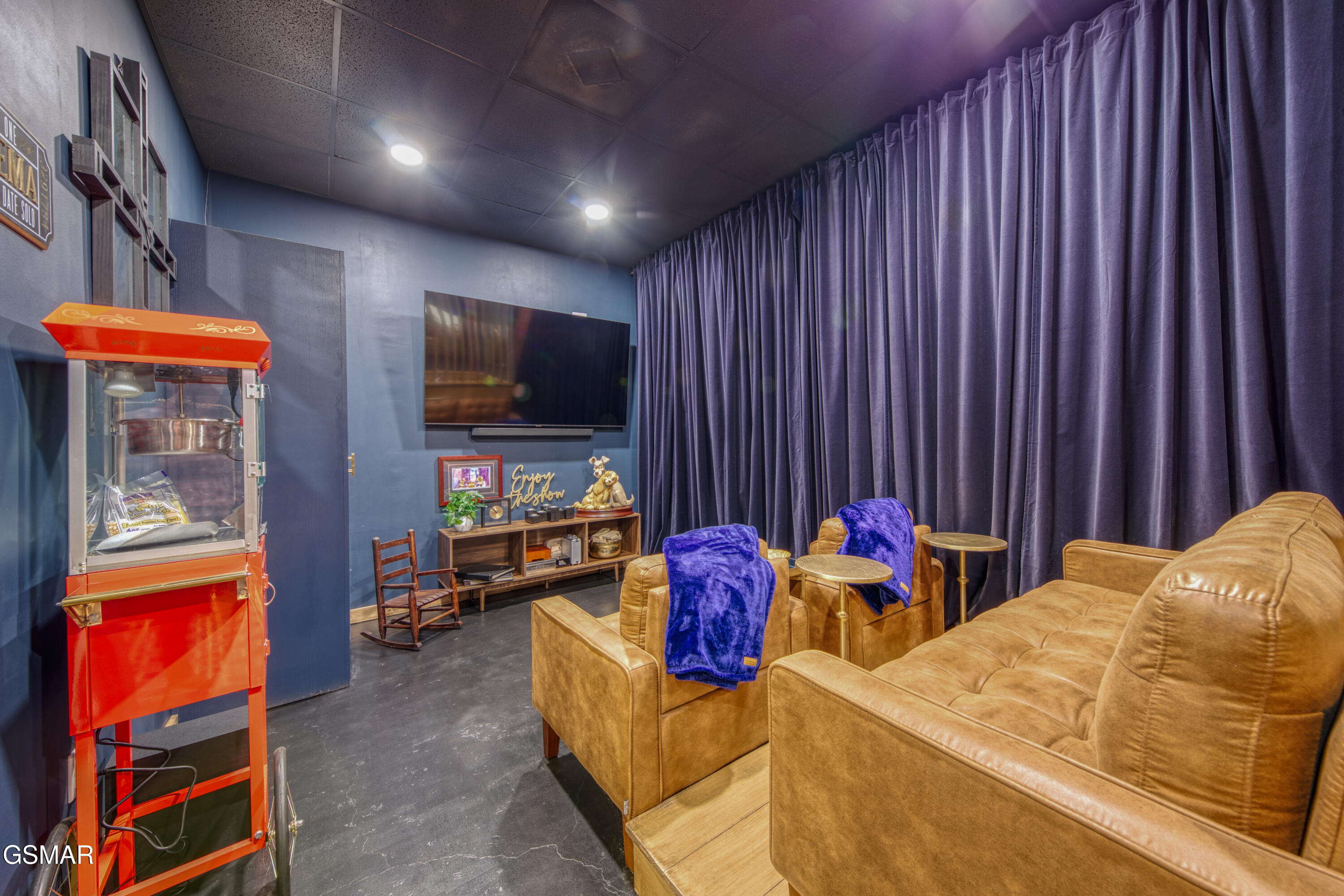 333 Enchanted Forest Lane Lane