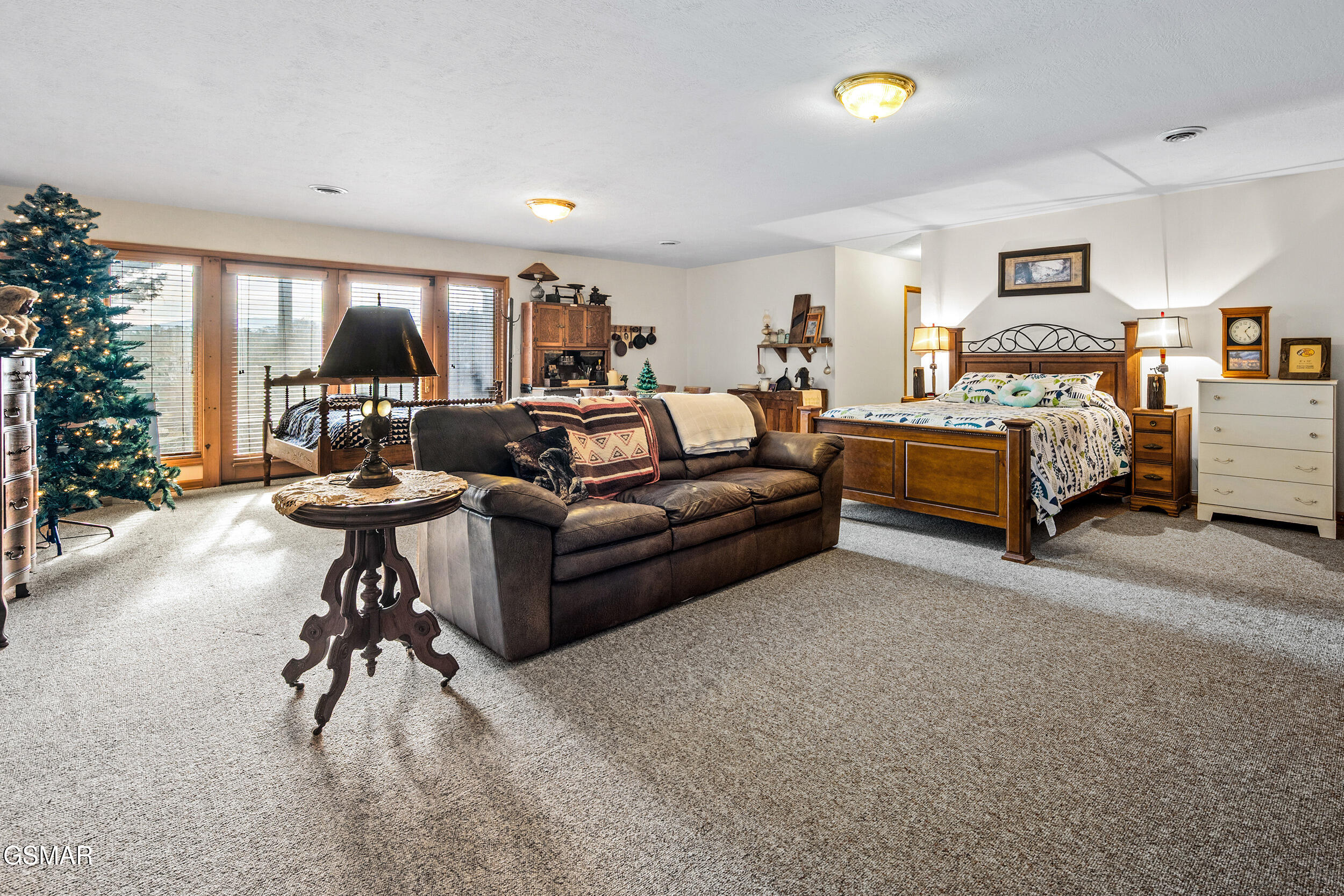 1728 Morning View Lane Lane