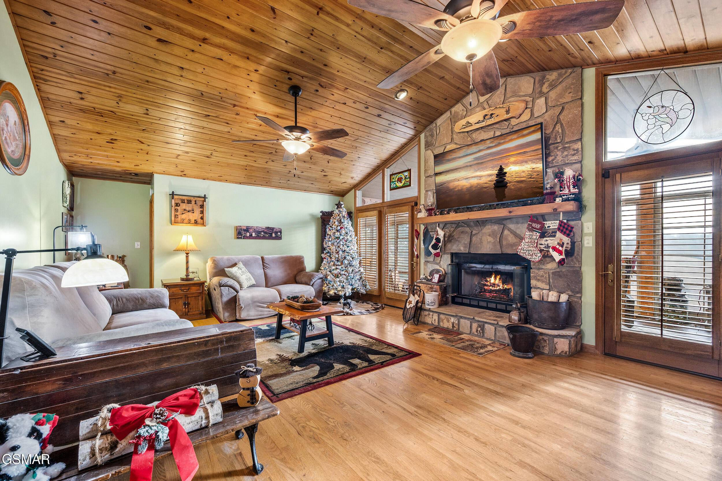 1728 Morning View Lane Lane