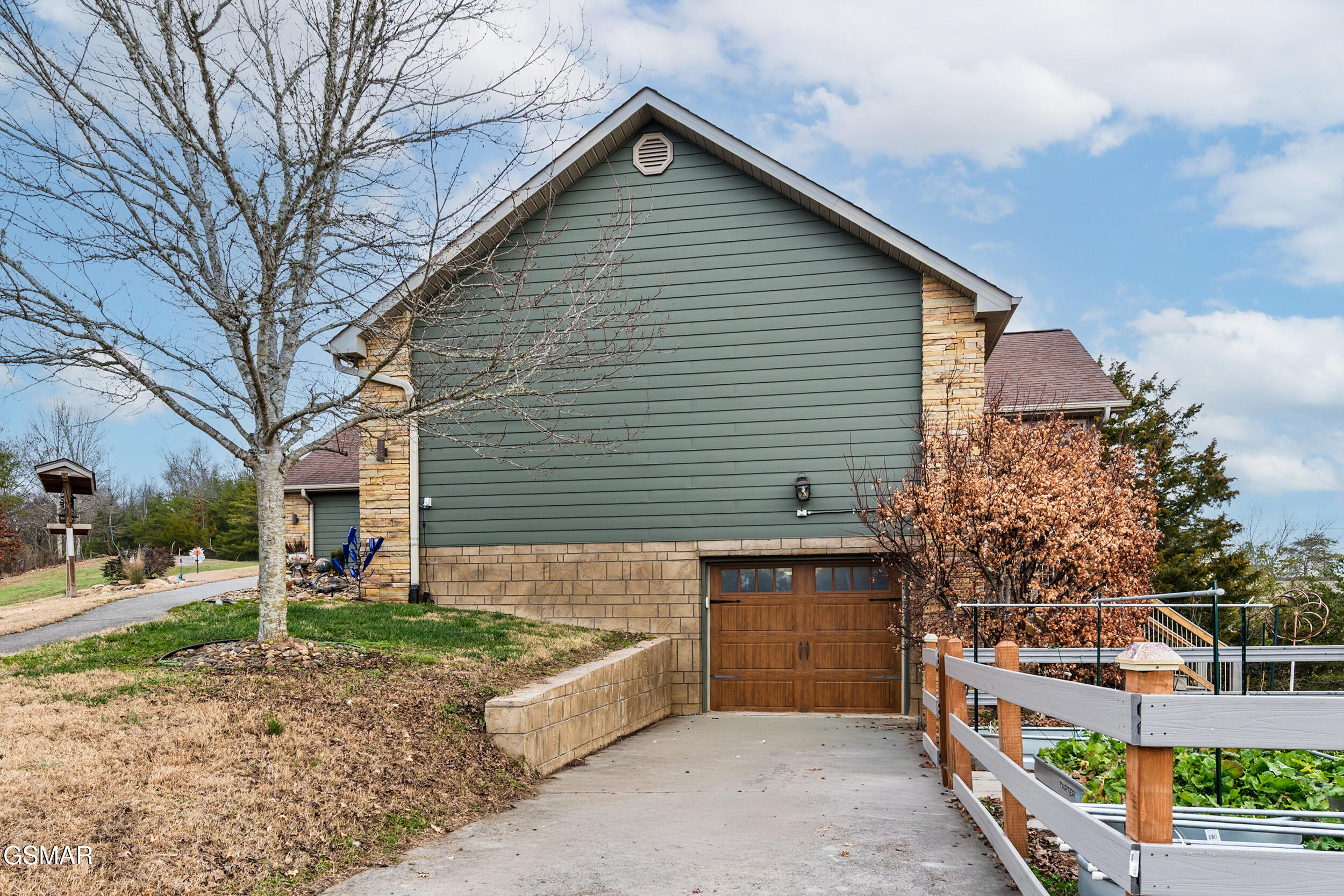 1728 Morning View Lane Lane