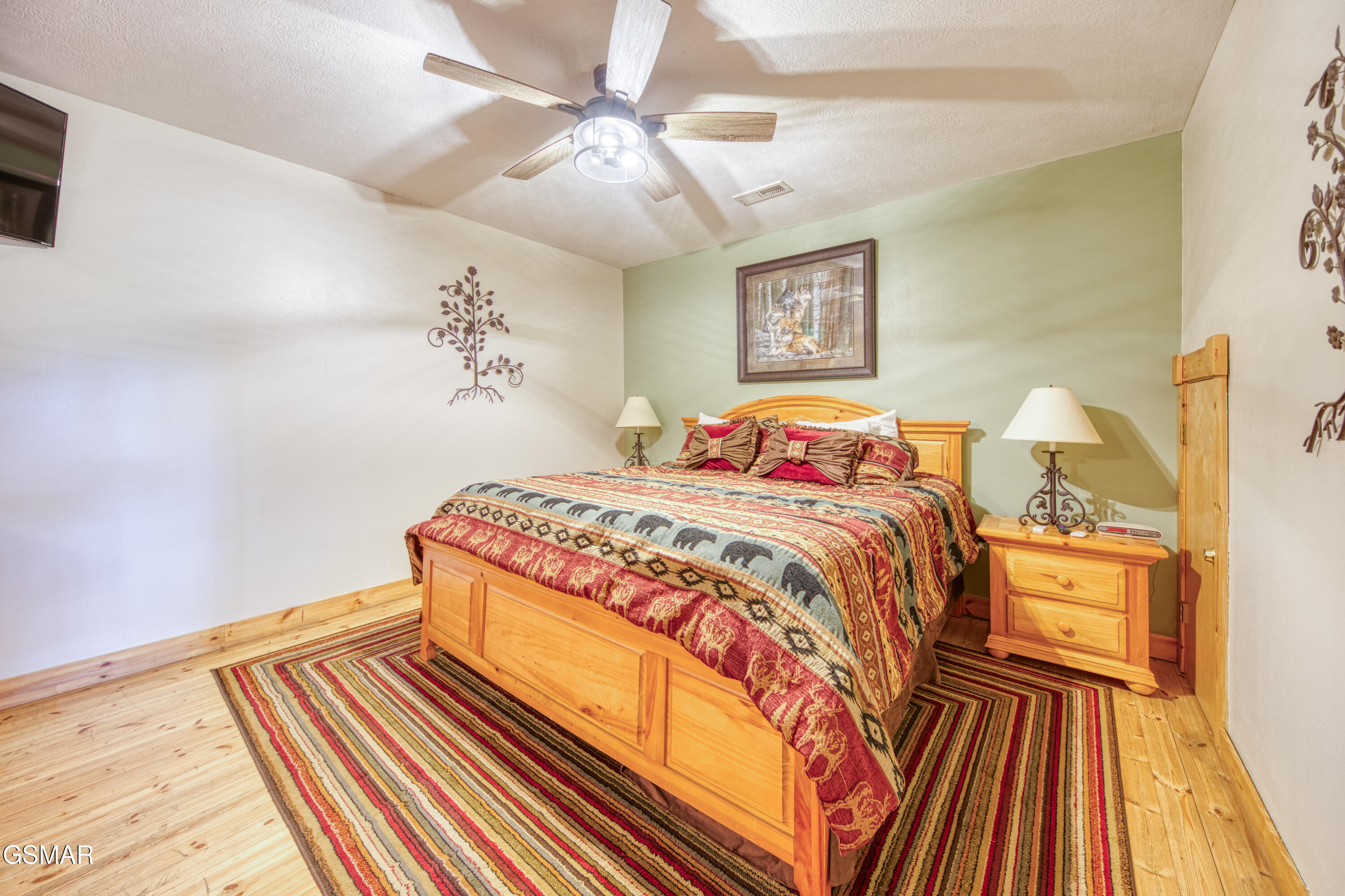 917 Pine Cone Way Way