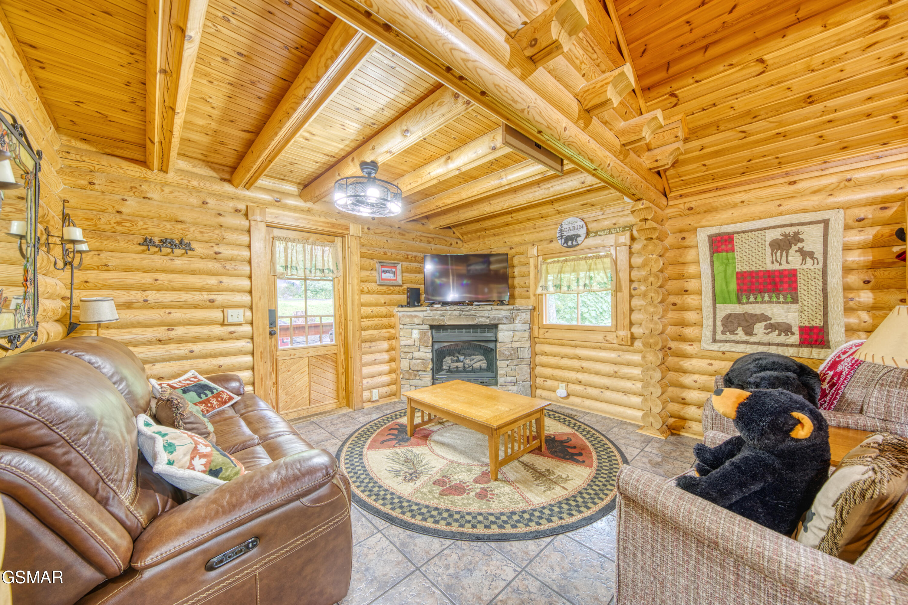 917 Pine Cone Way Way