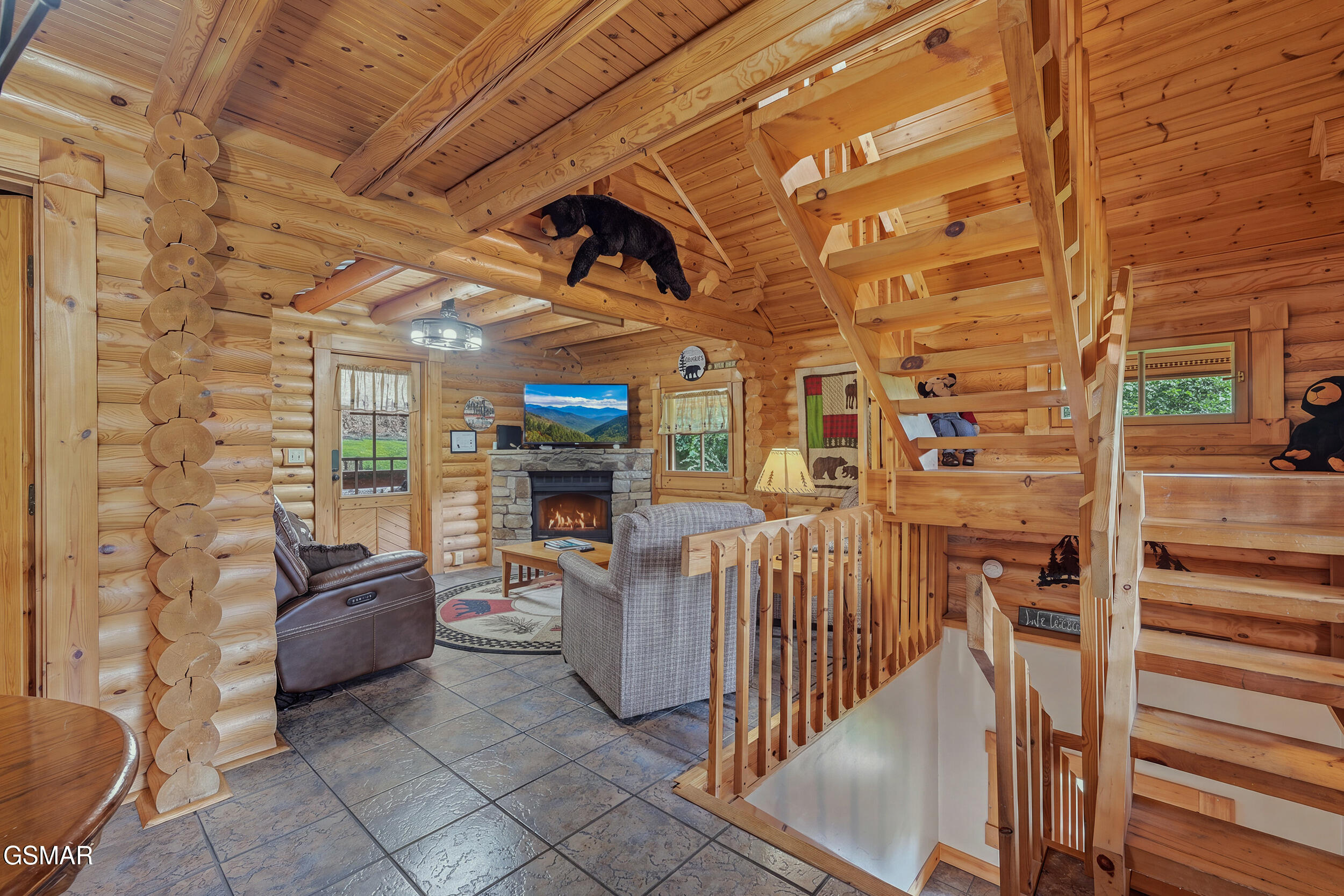 917 Pine Cone Way Way