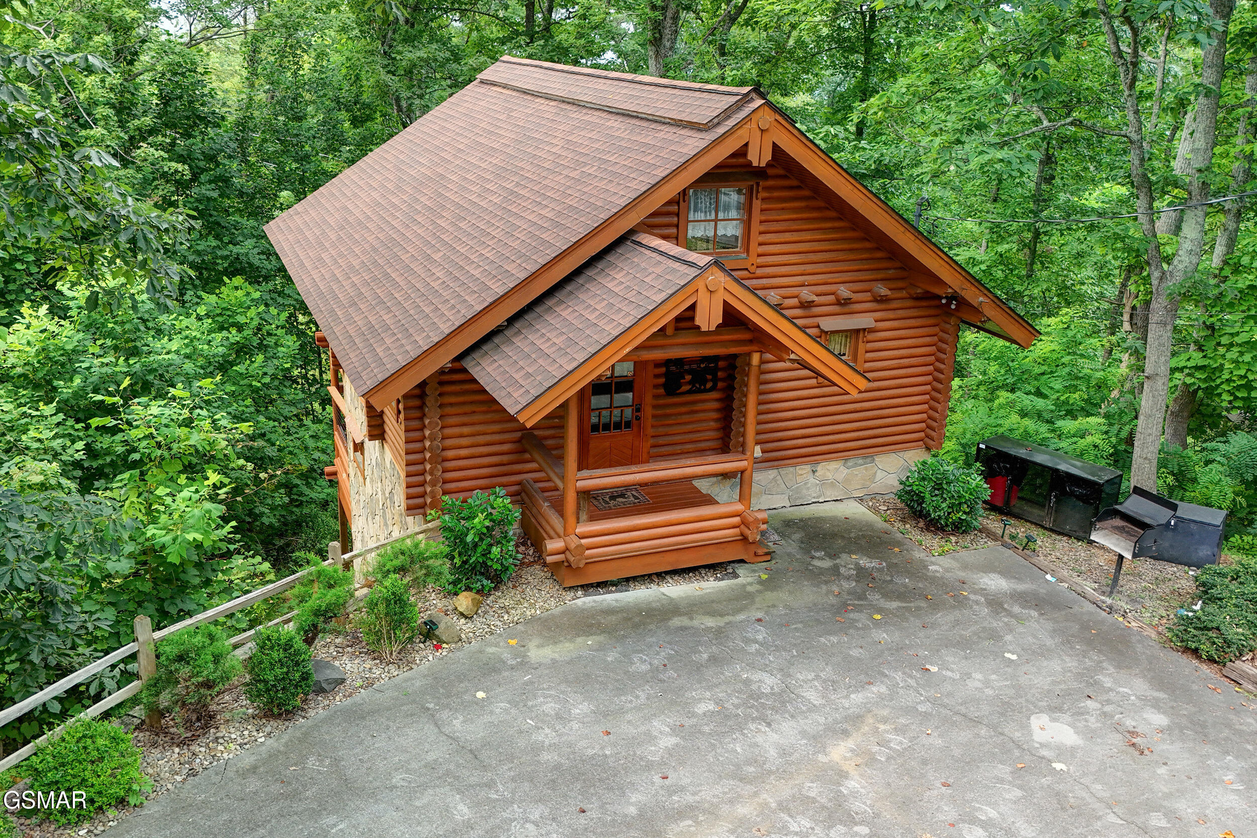 917 Pine Cone Way Way