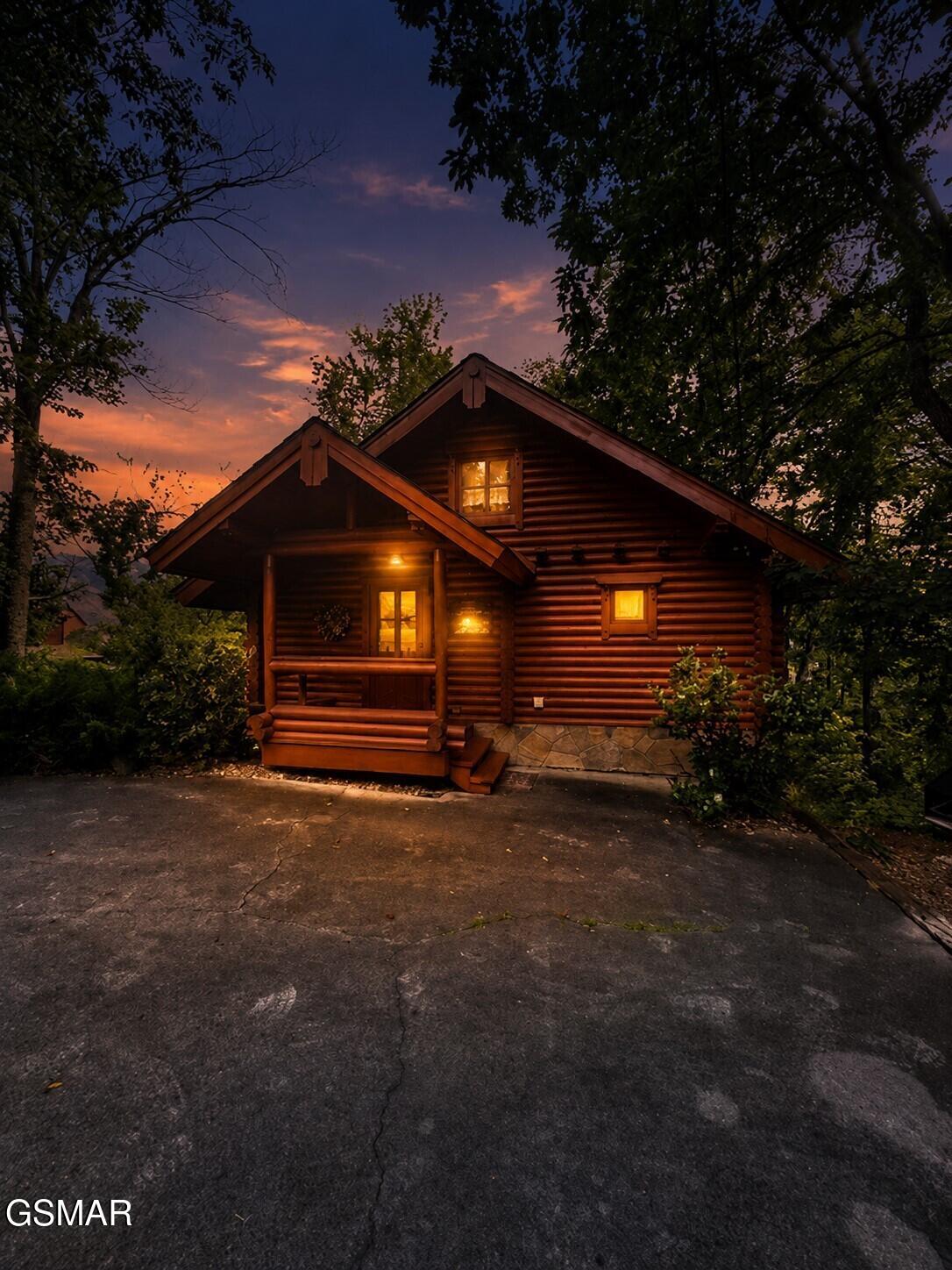 917 Pine Cone Way Way