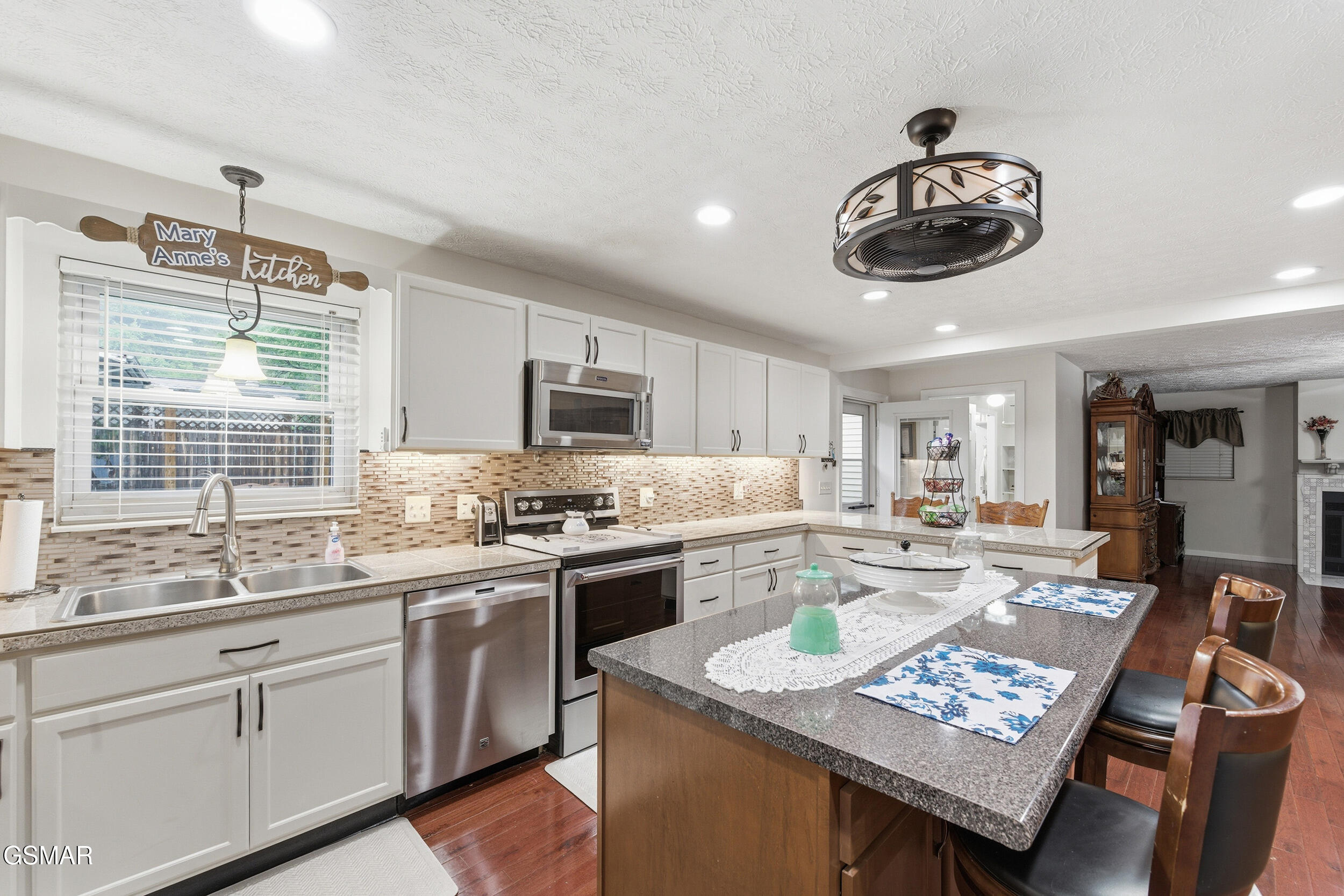 321 Smoky View Road