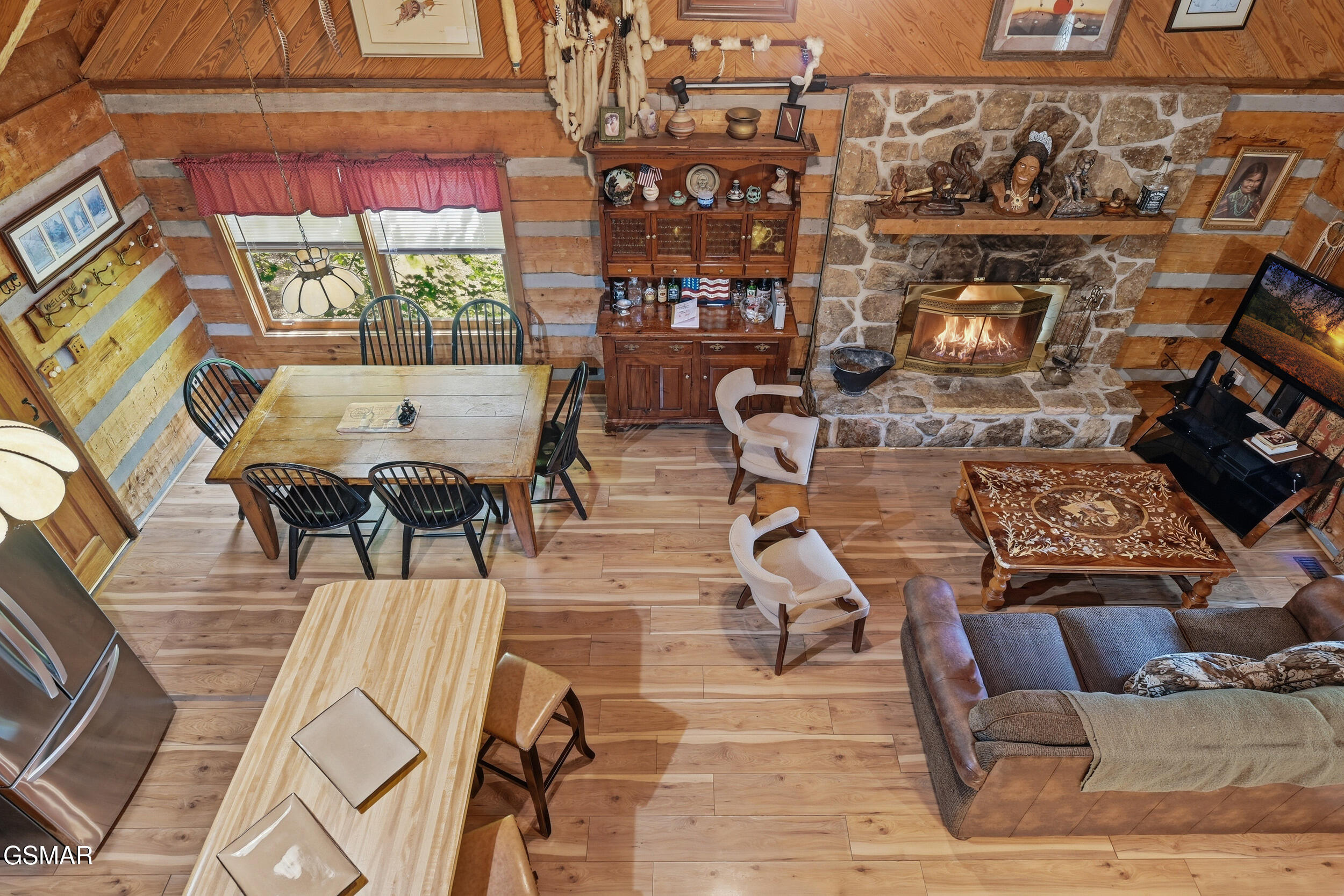 559 Crest Road