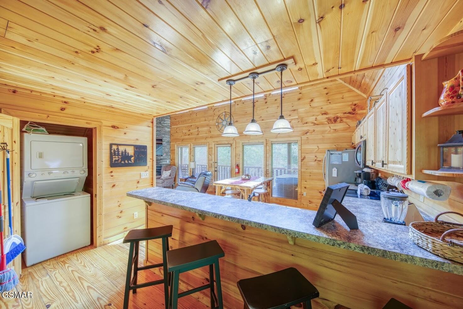 2329 Willow Lane