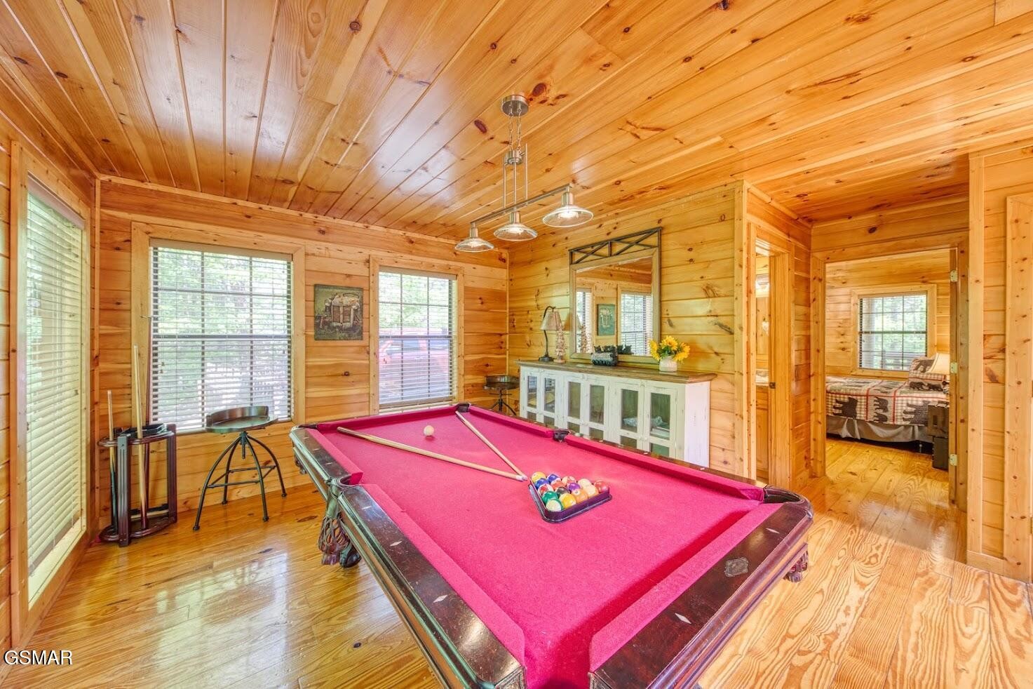 2329 Willow Lane