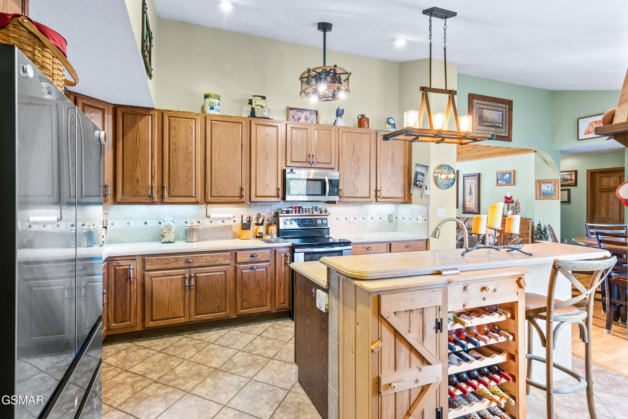 1728 Morning View Lane