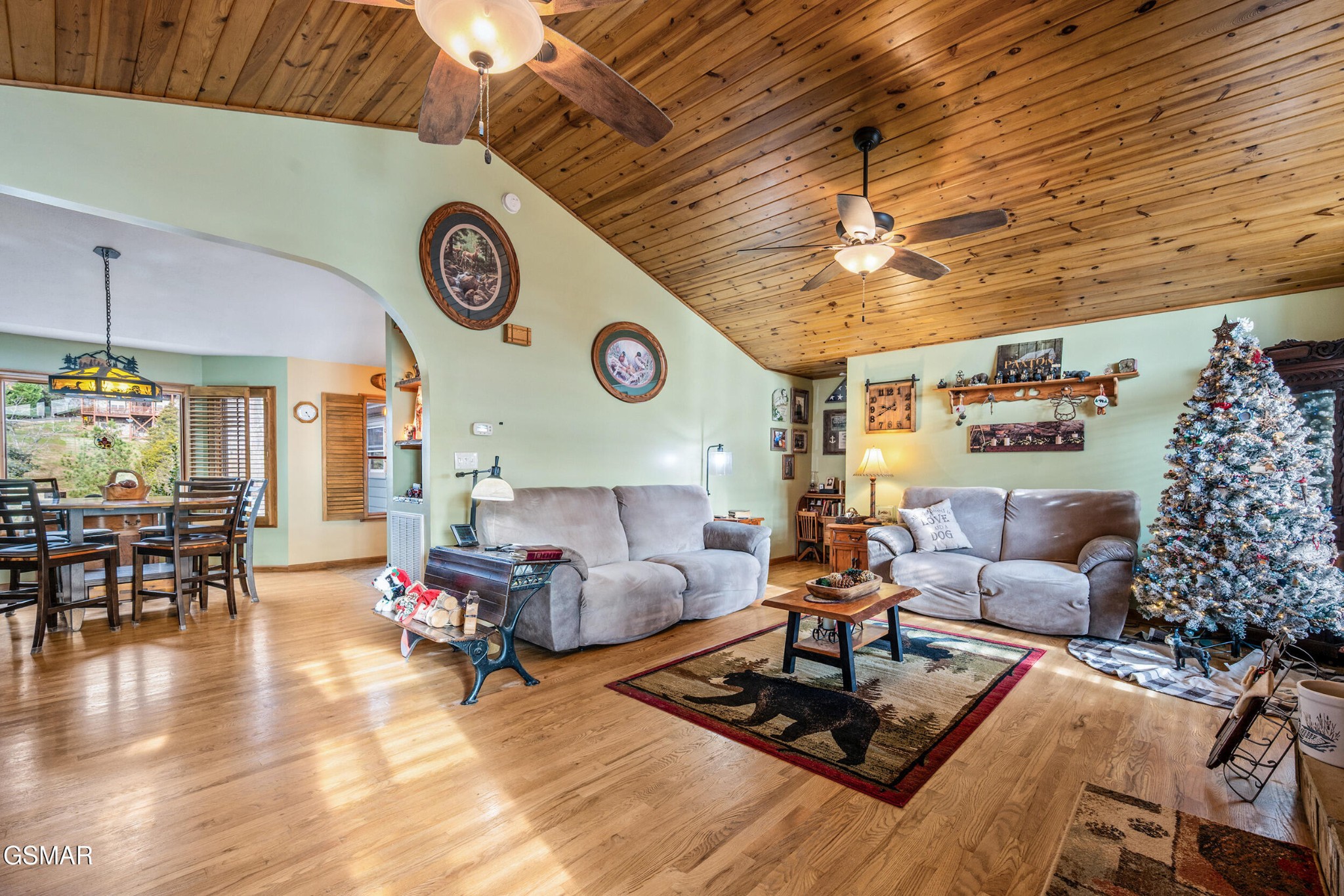 1728 Morning View Lane