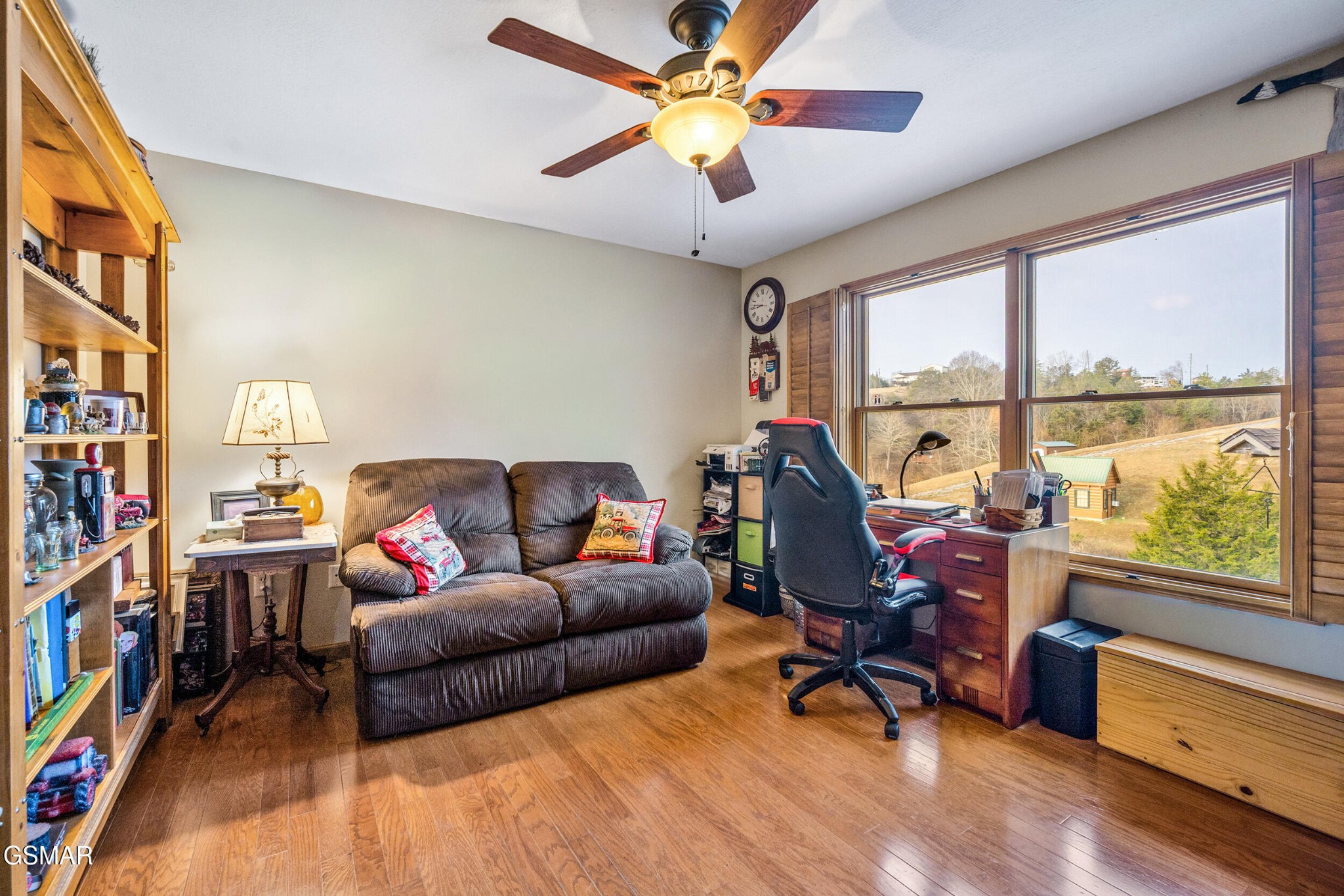 1728 Morning View Lane