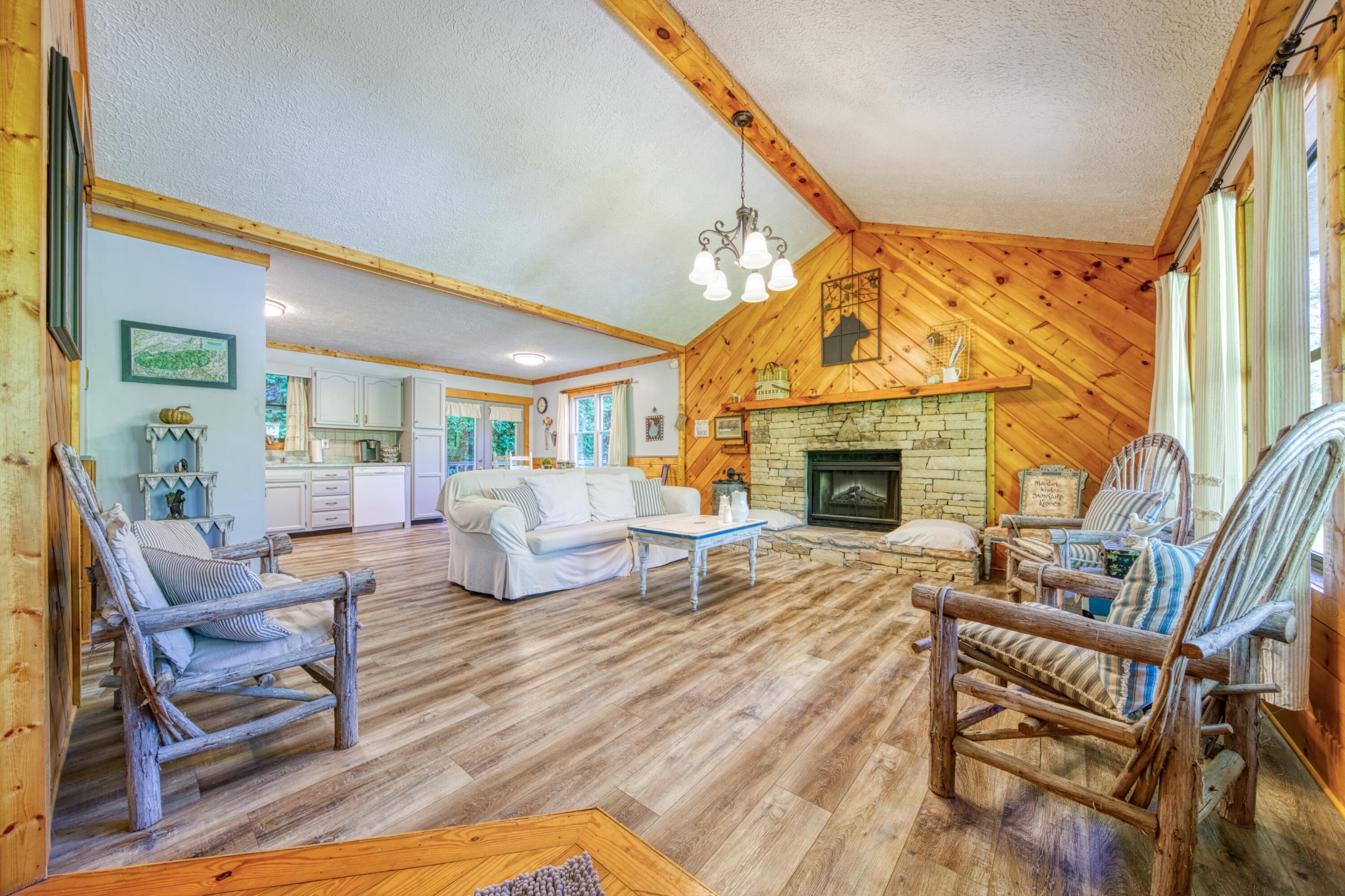 3654 Pittman Center Rd