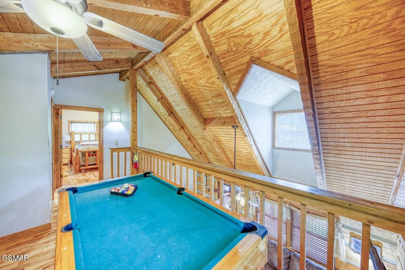 1136 E Foothills Drive