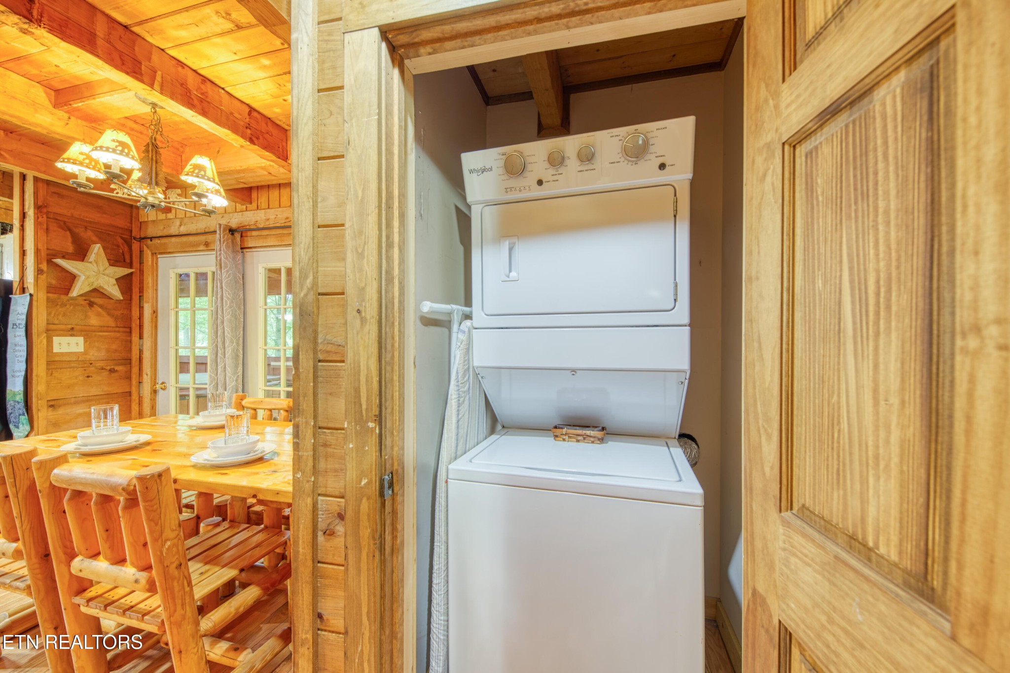 1136 E Foothills Drive