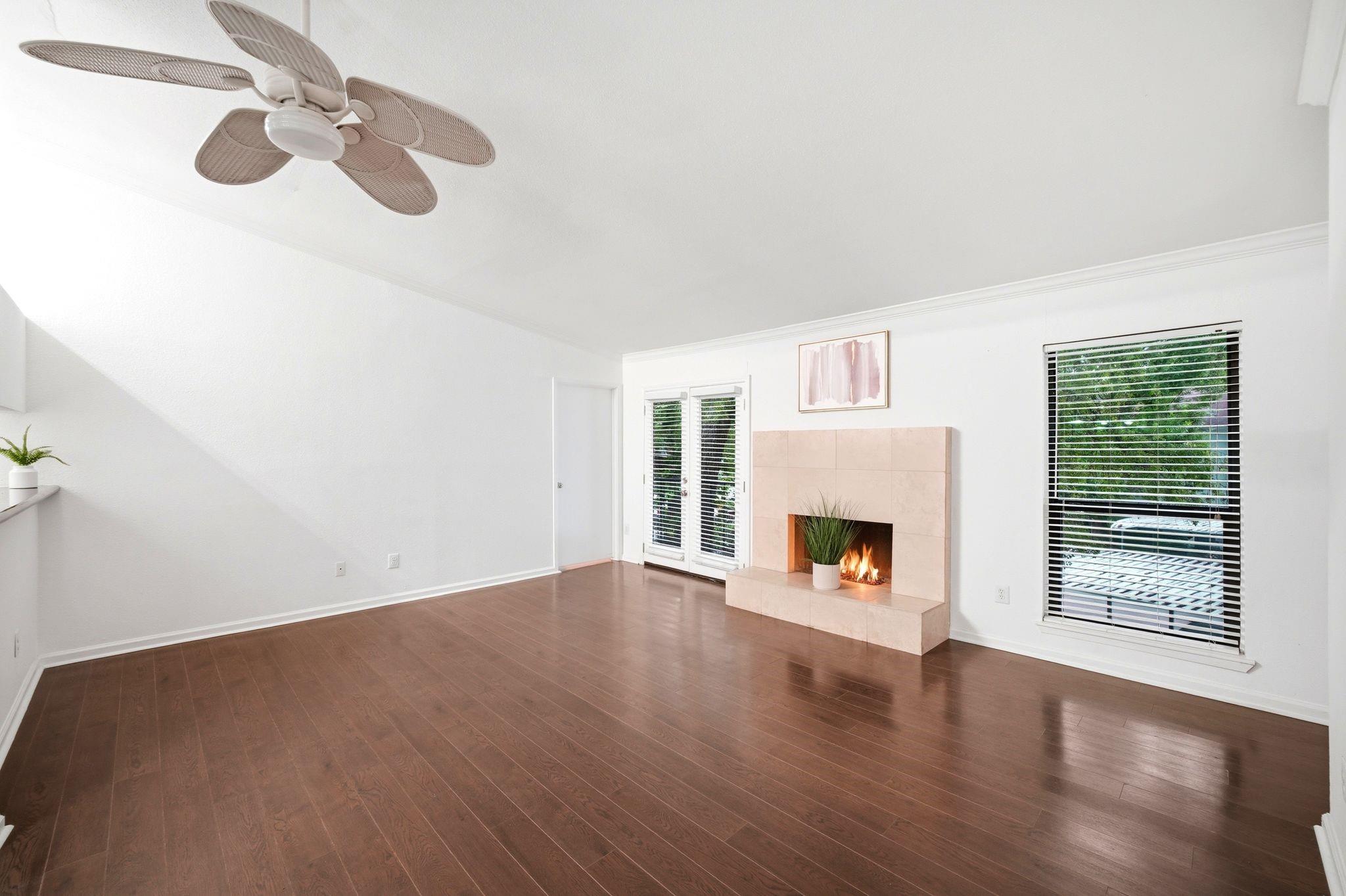 2425 Augusta Drive # 22