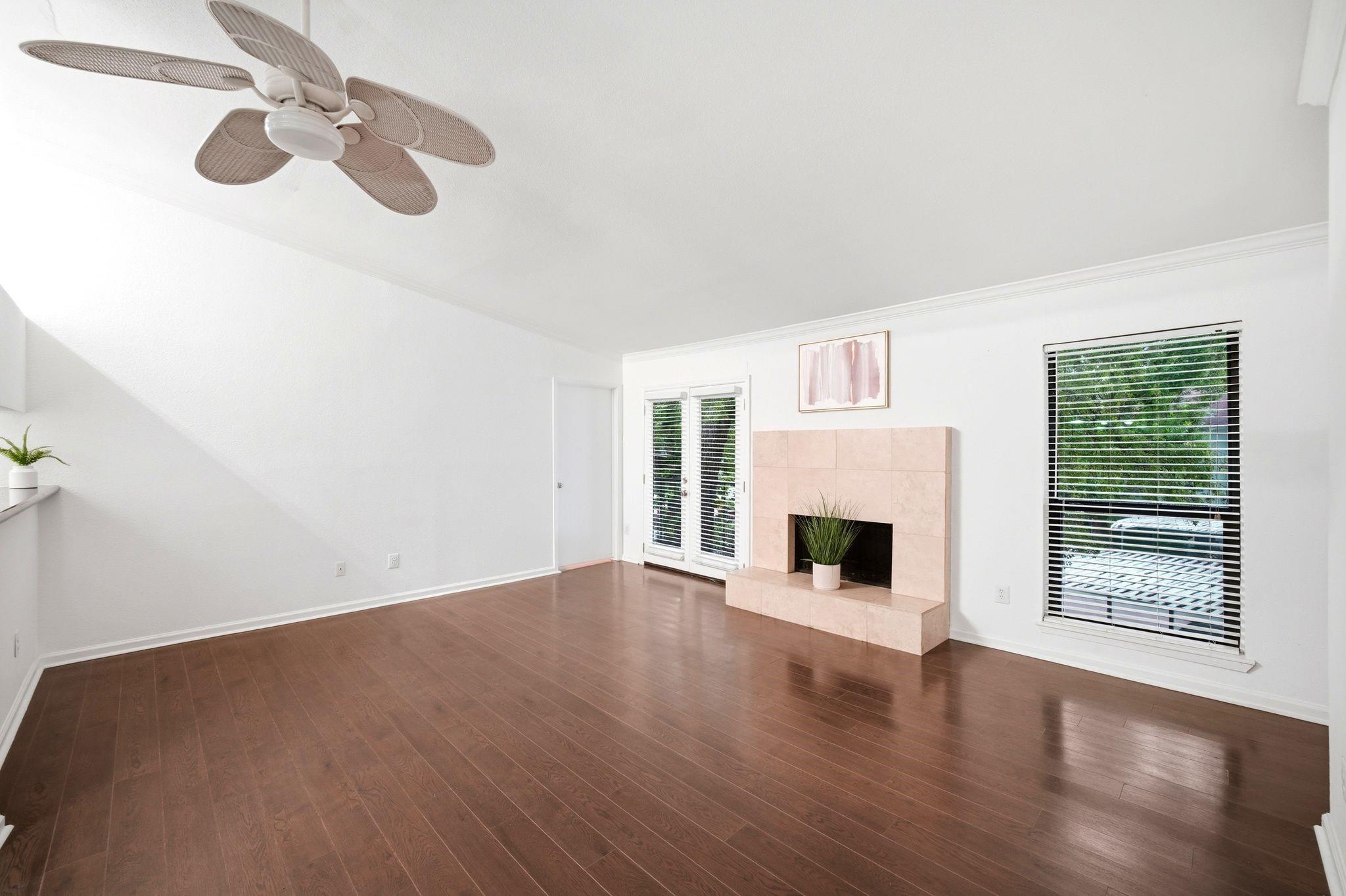 2425 Augusta Drive # 22