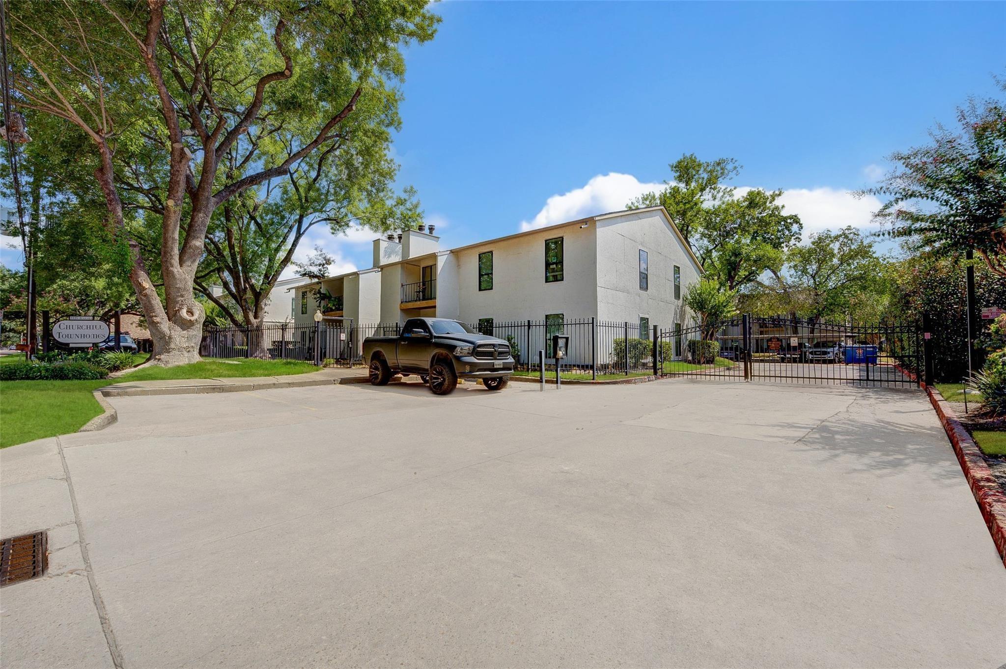 2425 Augusta Drive # 22