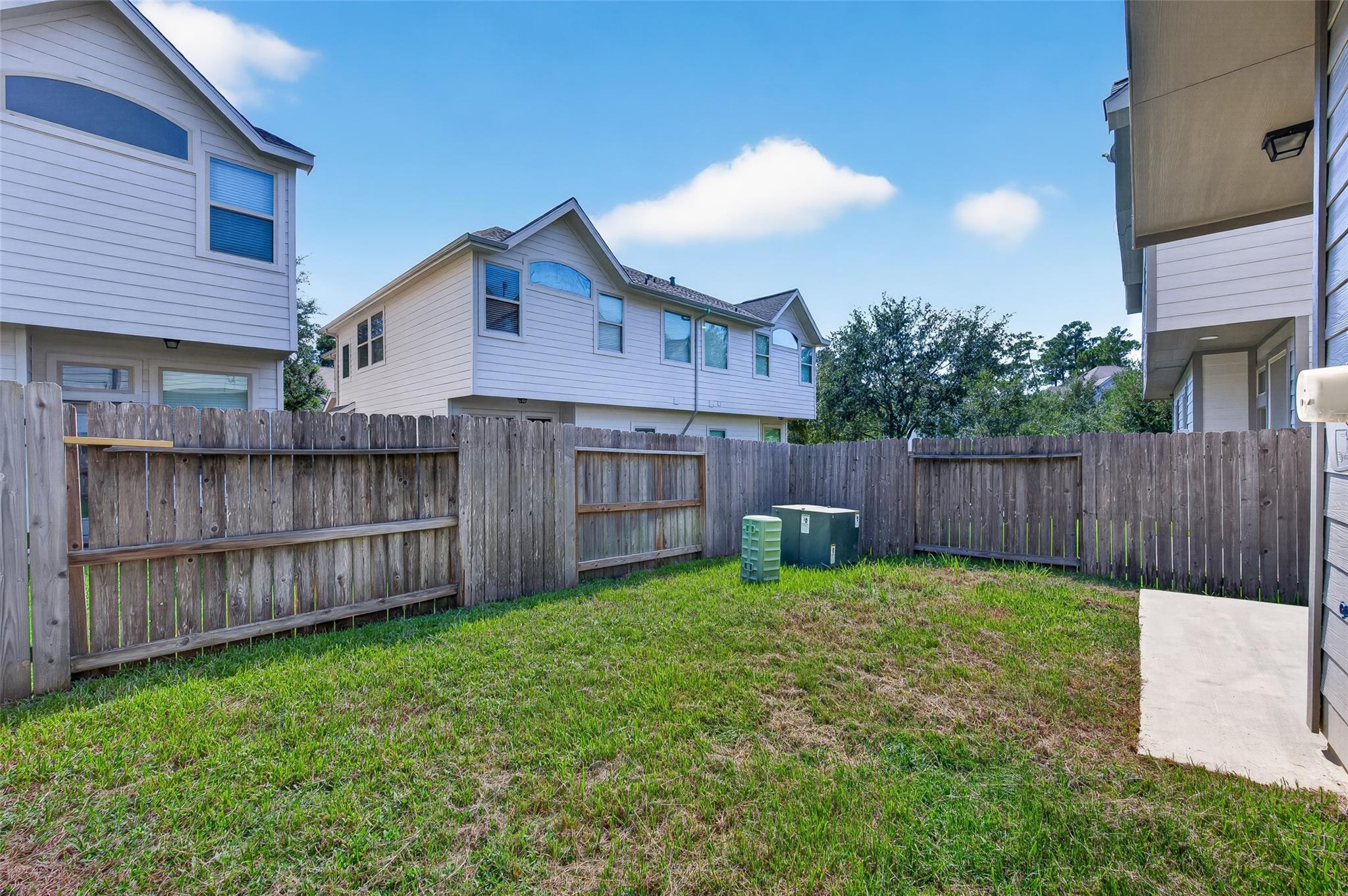 20 Cheswood Manor Court
