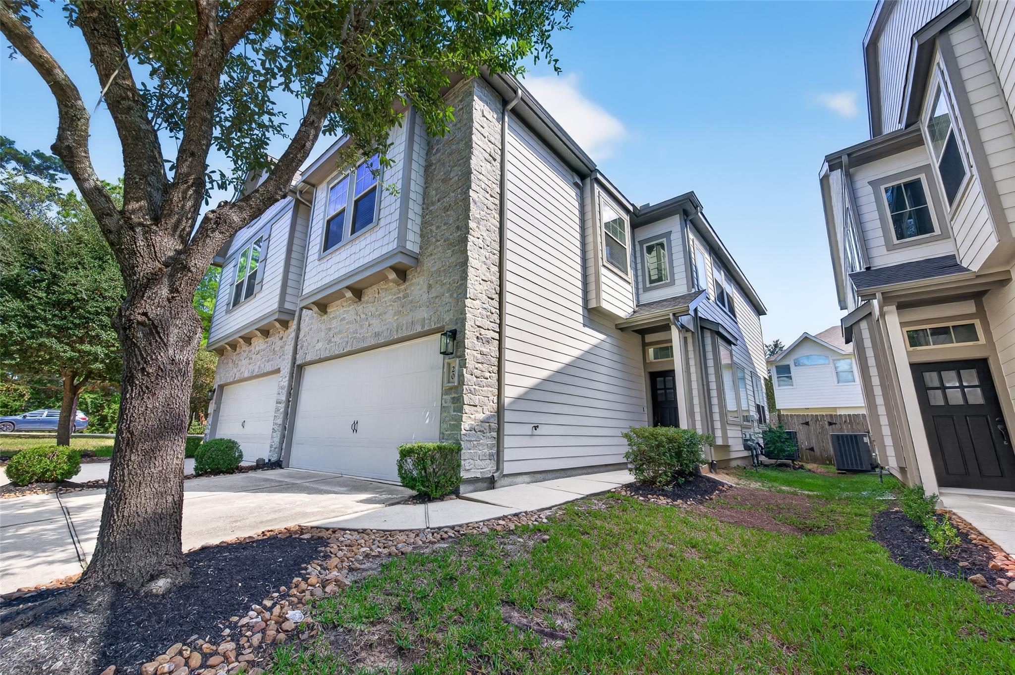 20 Cheswood Manor Court