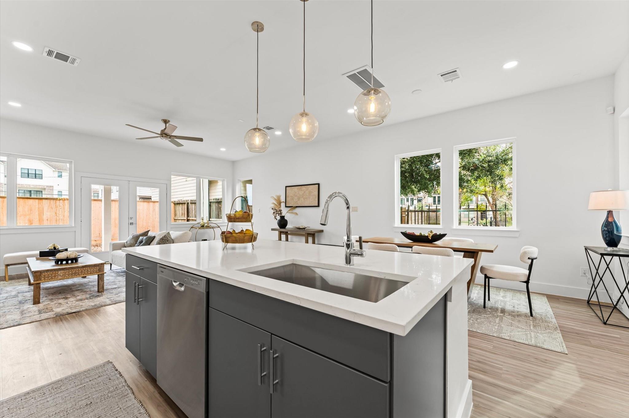 2111 Holman Street