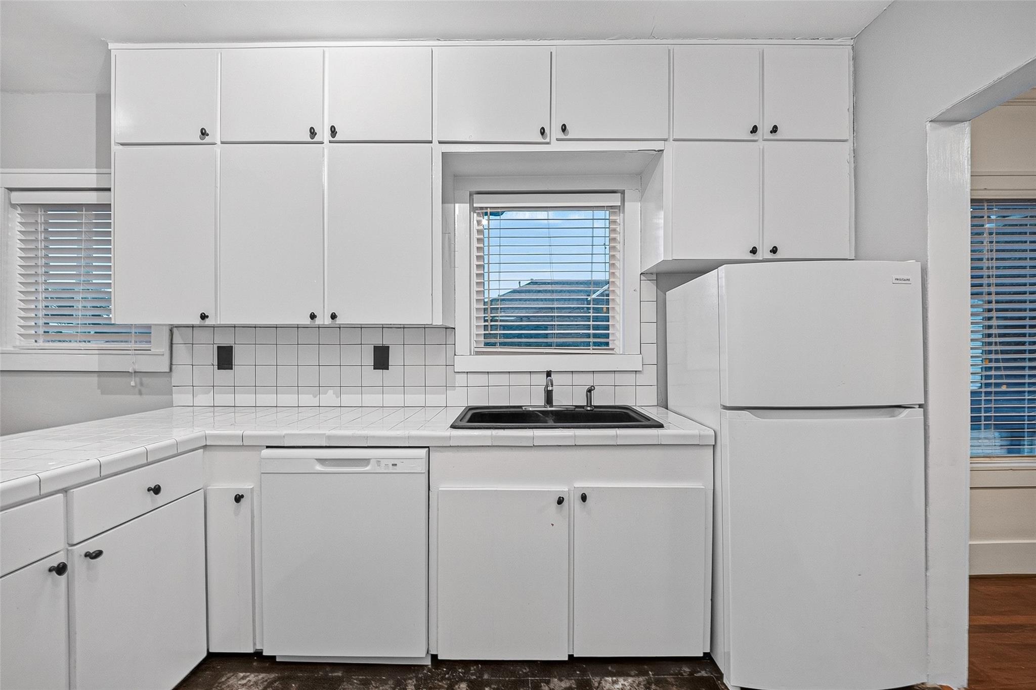 1758 Hawthorne Street # 2