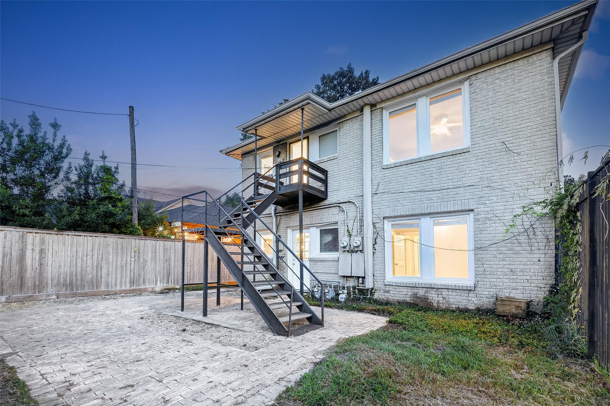 1758 Hawthorne Street # 2