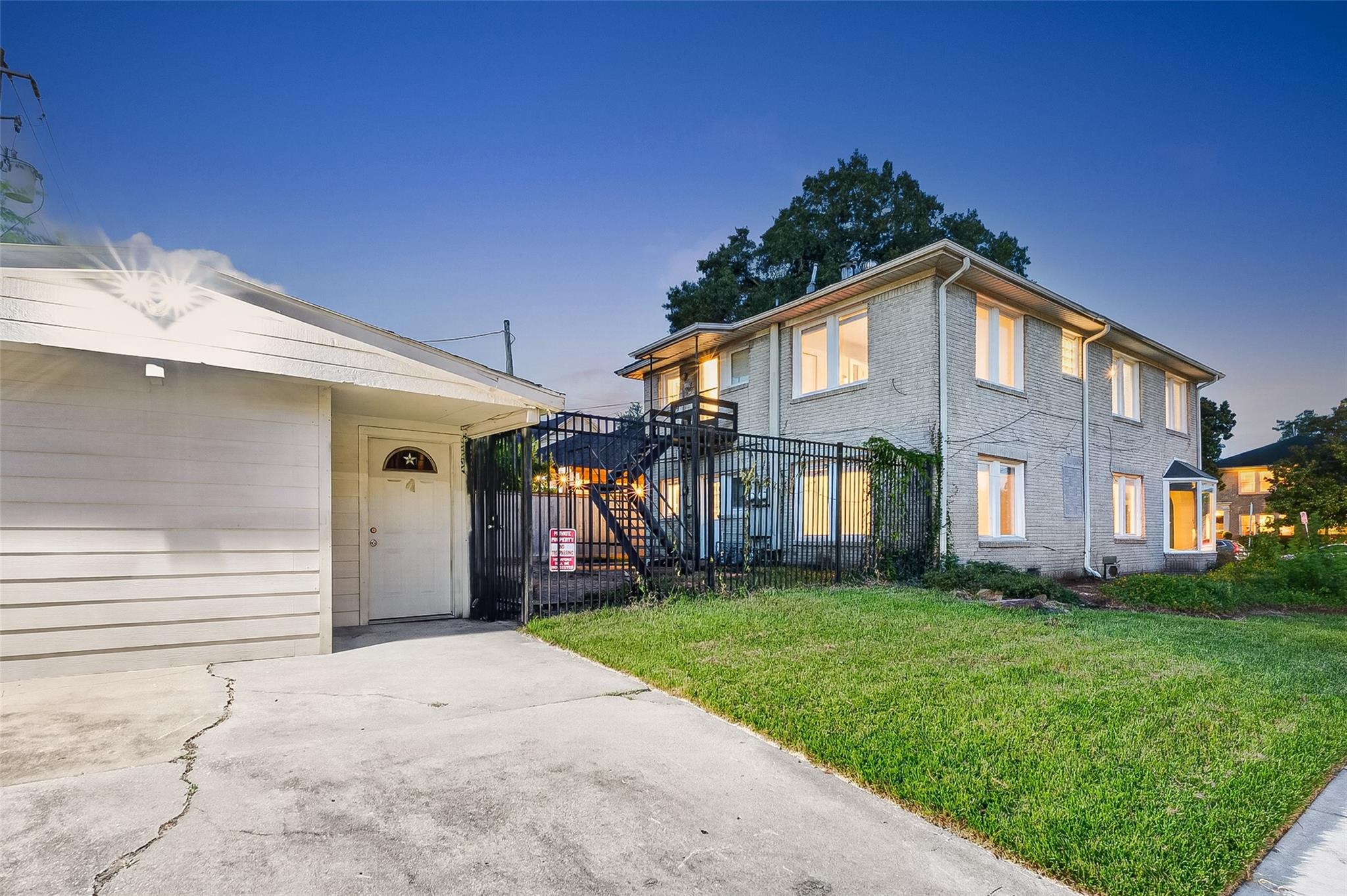 1758 Hawthorne Street # 2
