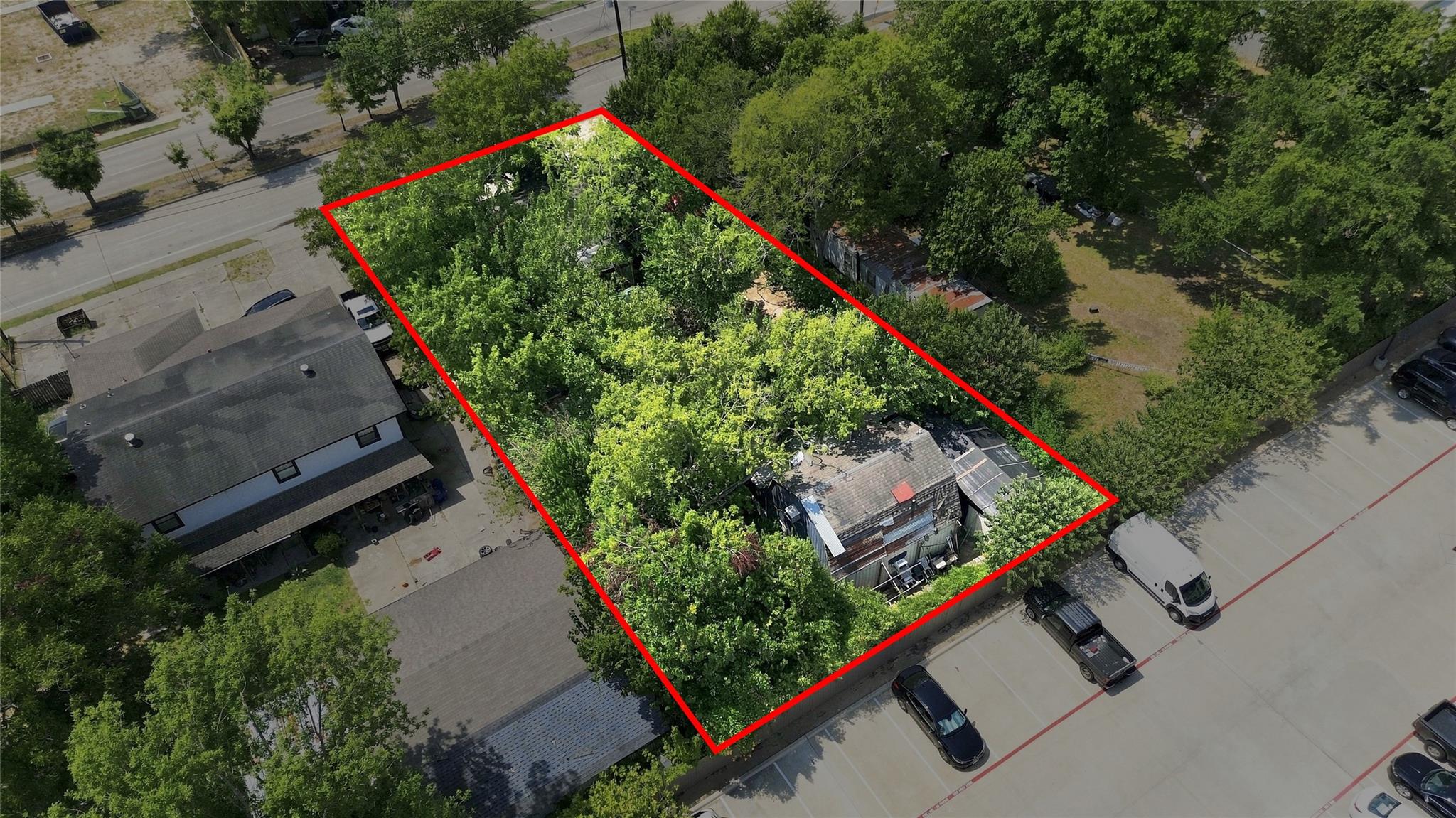 2082 Antoine Drive