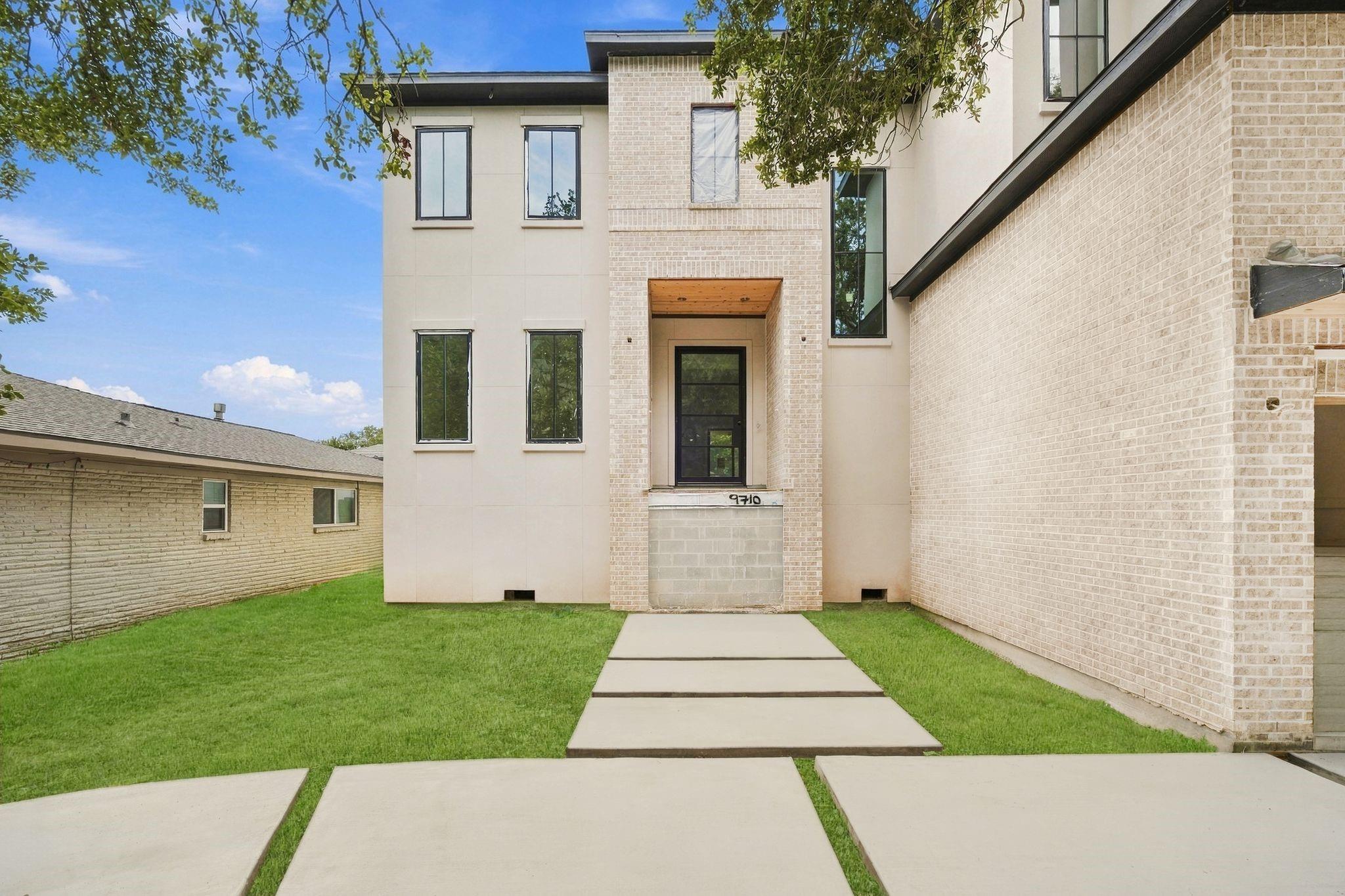 9710 Chimney Rock Road