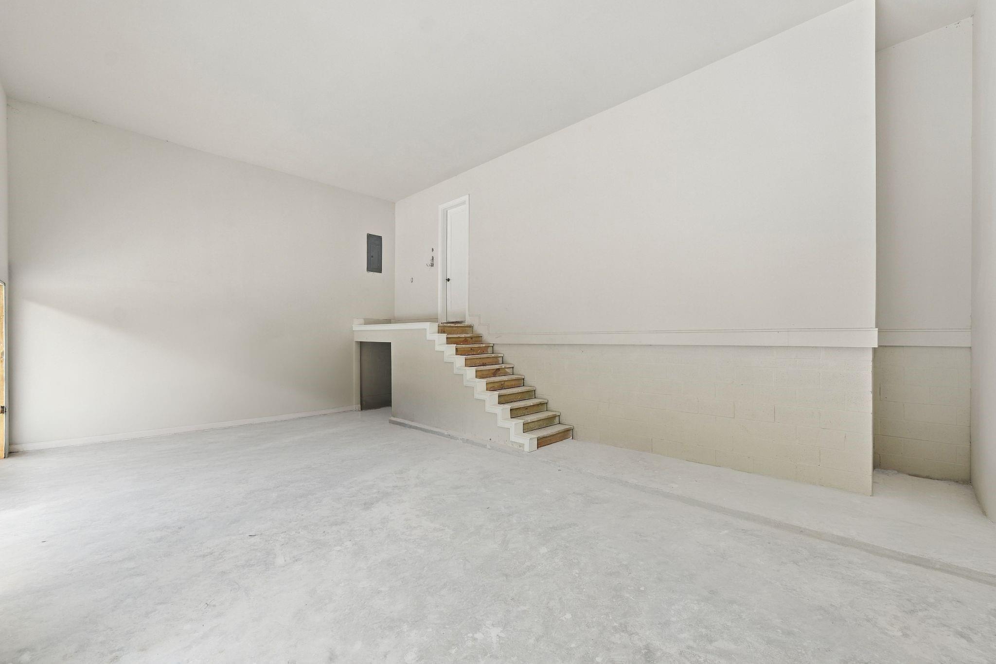9710 Chimney Rock Road
