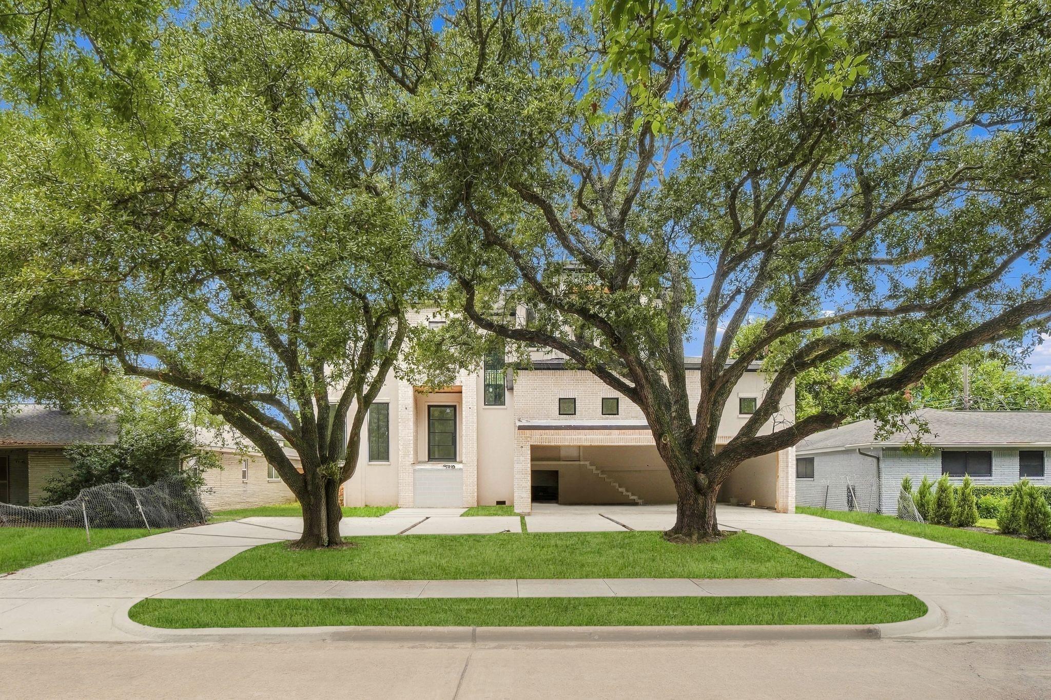 9710 Chimney Rock Road
