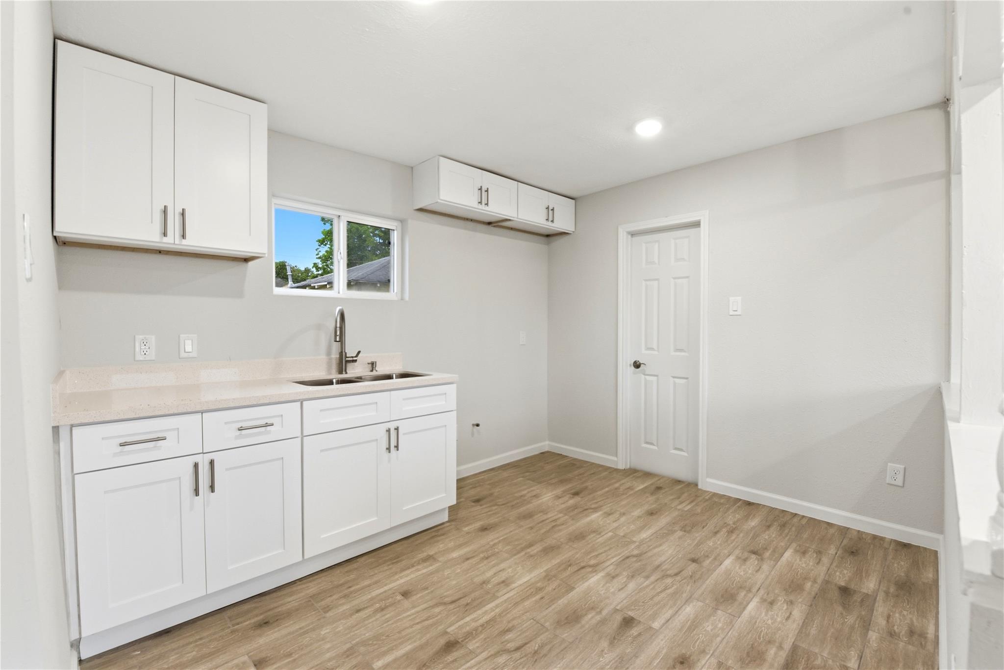 7010 Brownsville Street Unit: 1/2