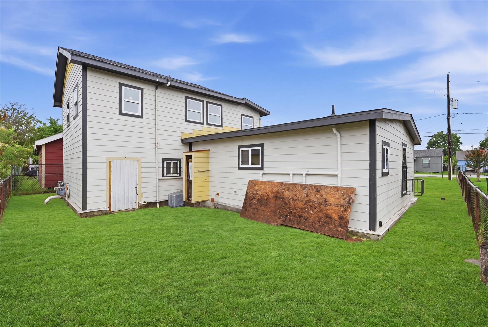 7010 Brownsville Street Unit: 1/2