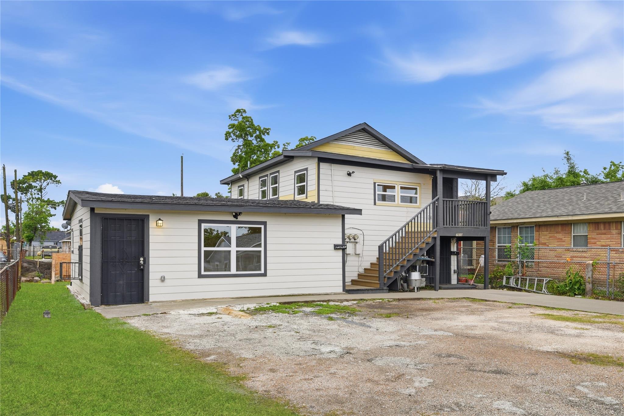 7010 Brownsville Street Unit: 1/2