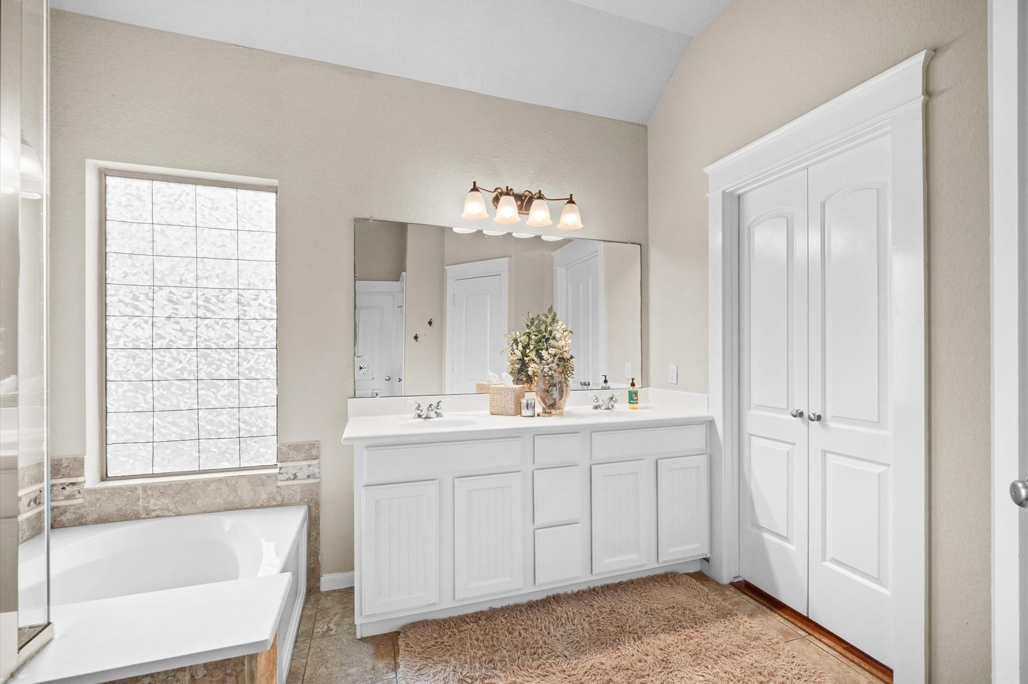 1603 Claytons Bend Court
