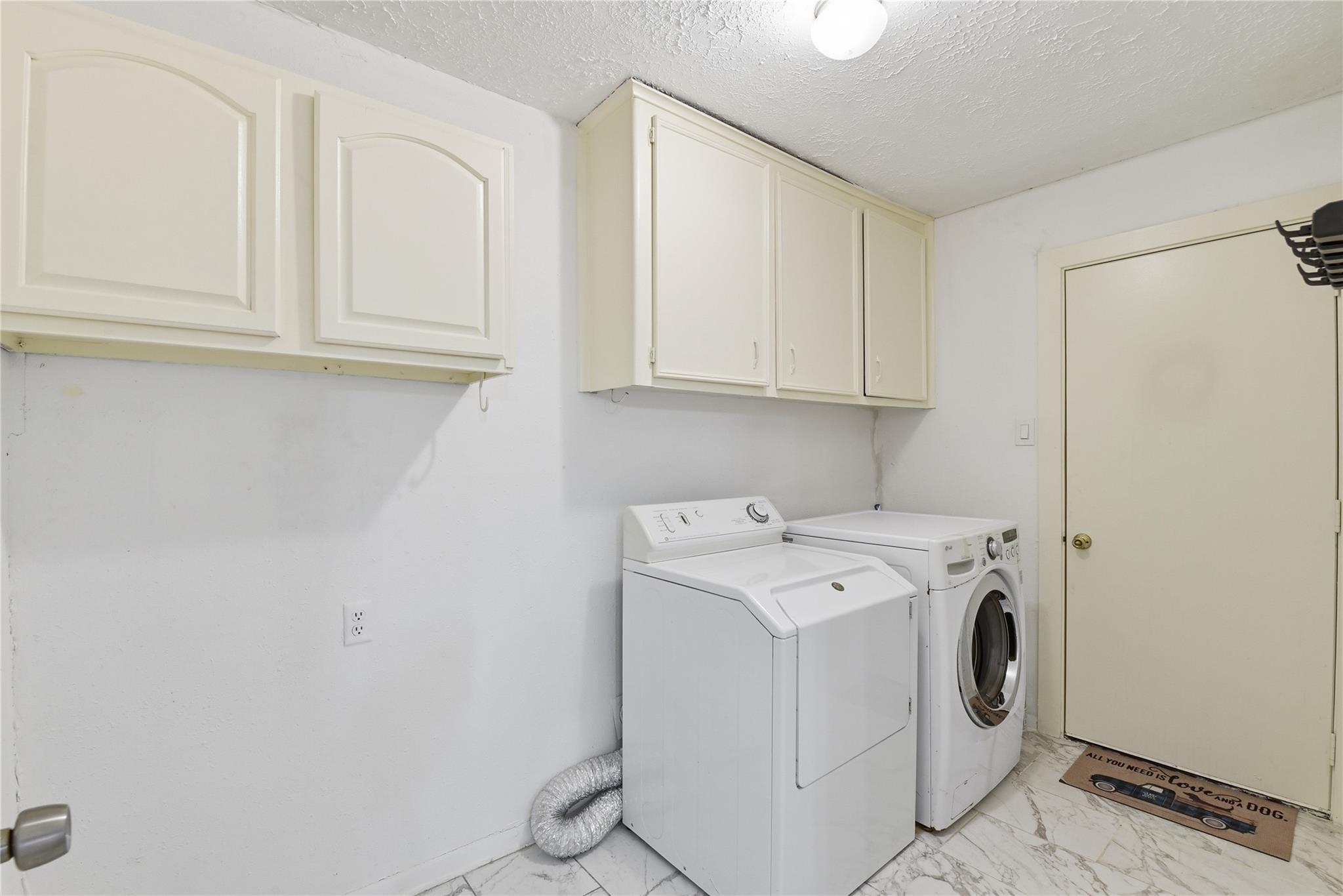 9211 Benning Drive