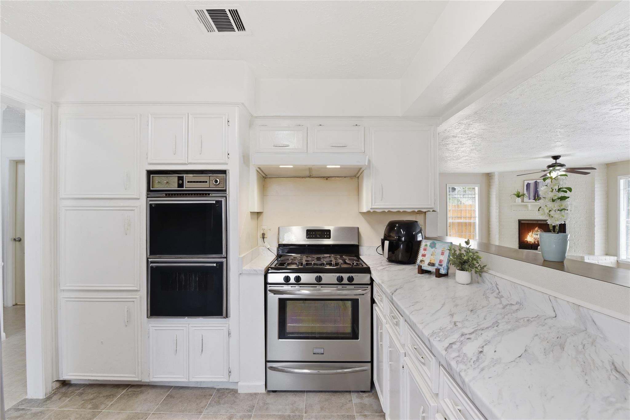 9211 Benning Drive