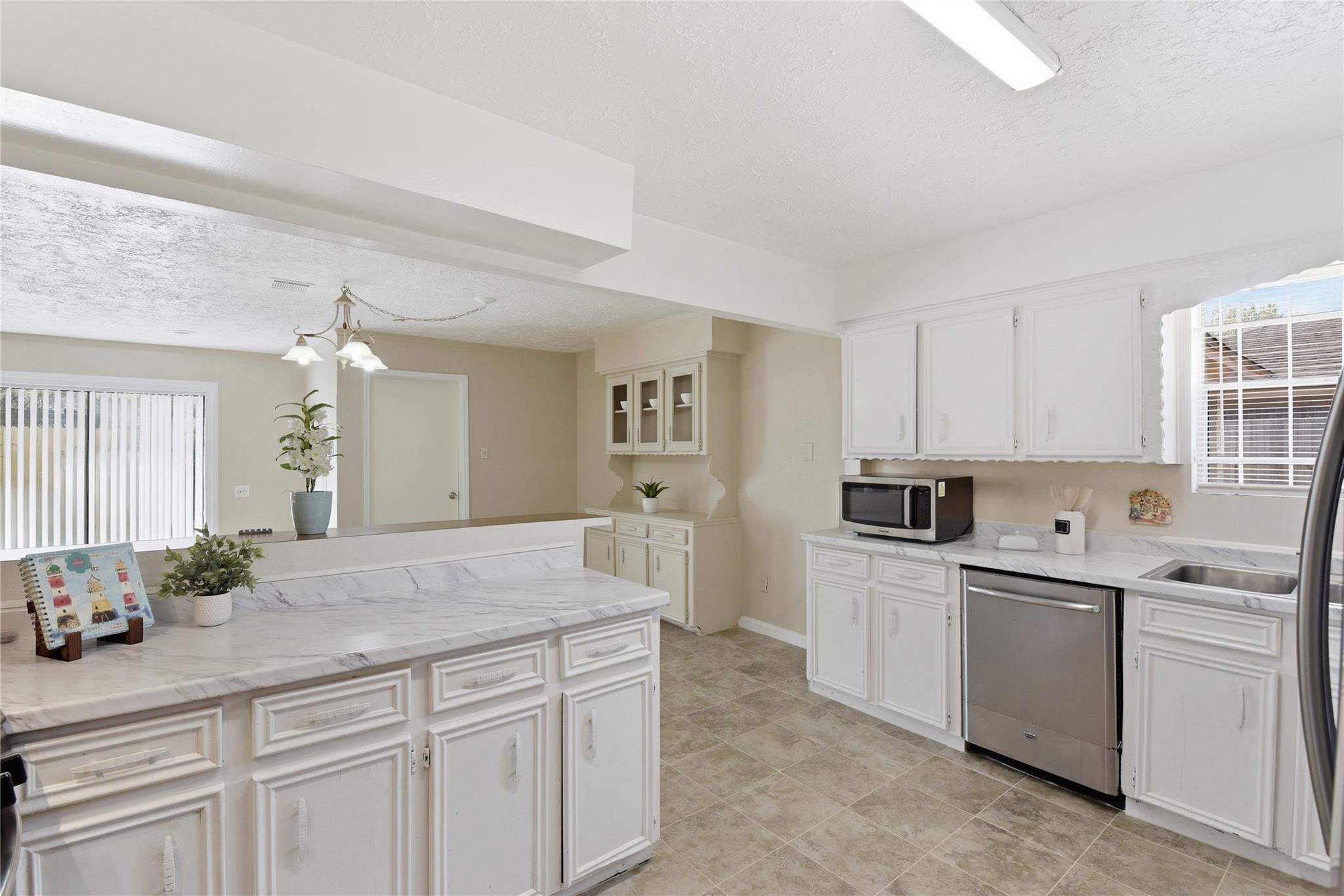 9211 Benning Drive