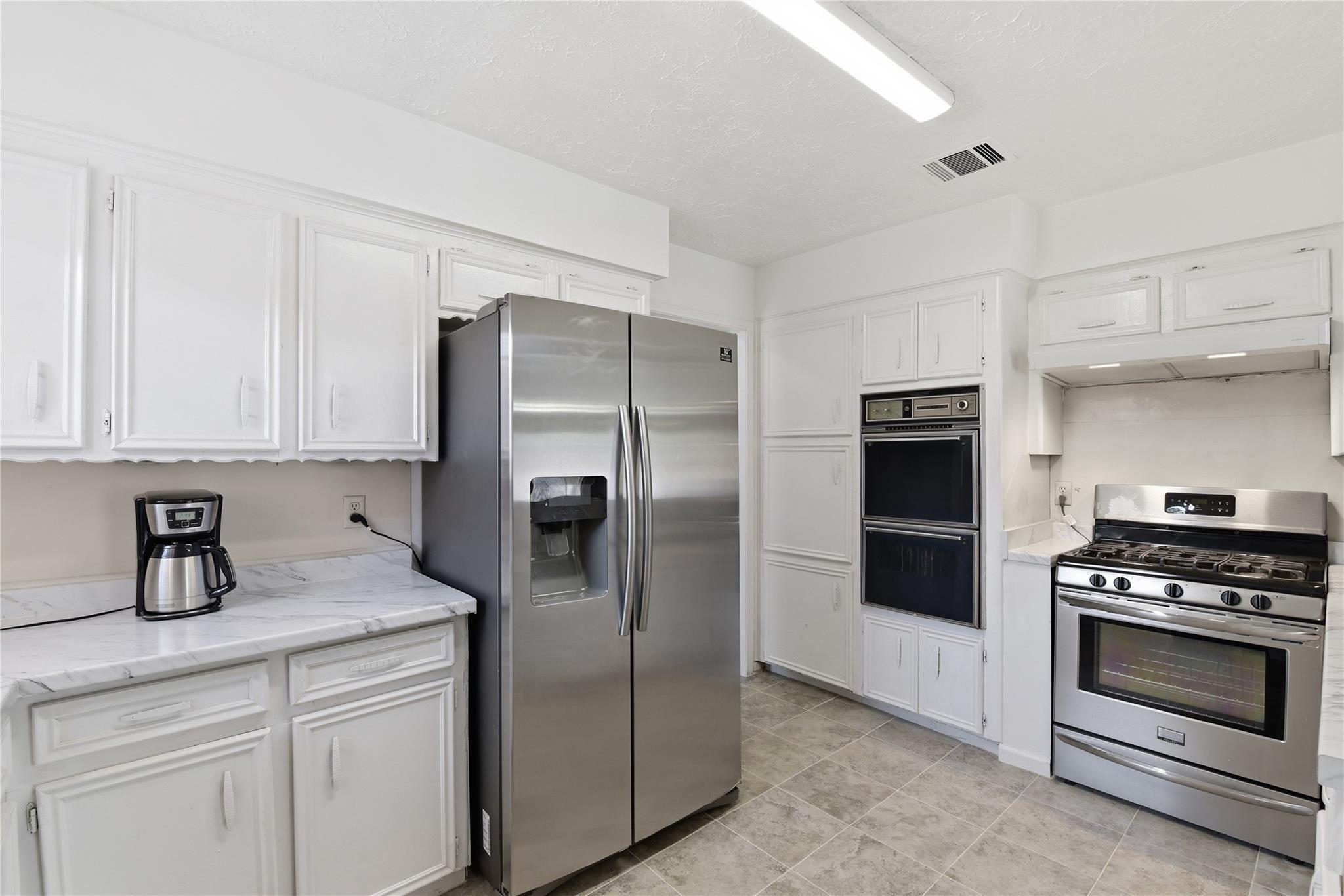 9211 Benning Drive