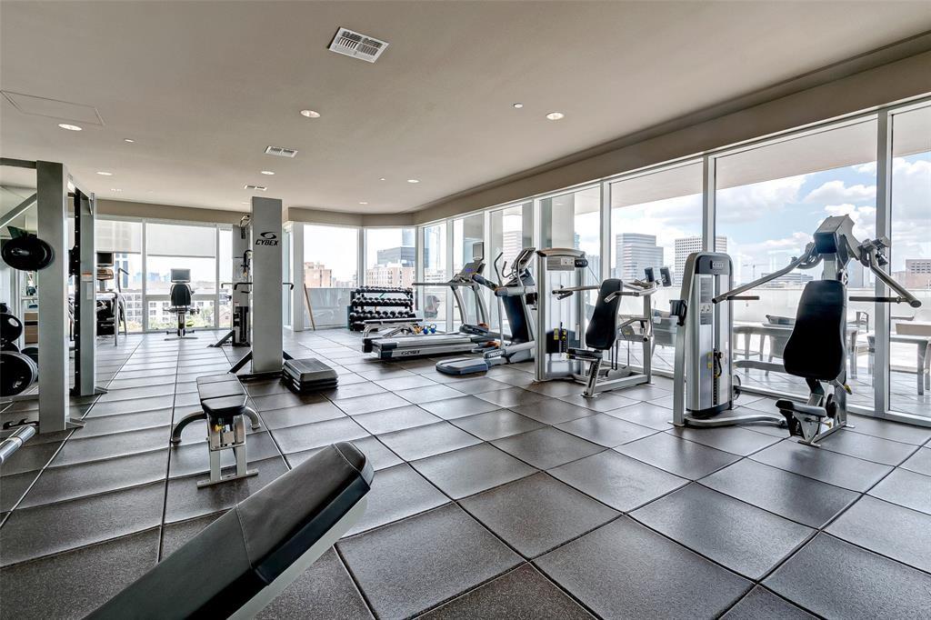1600 Post Oak Boulevard # 1005