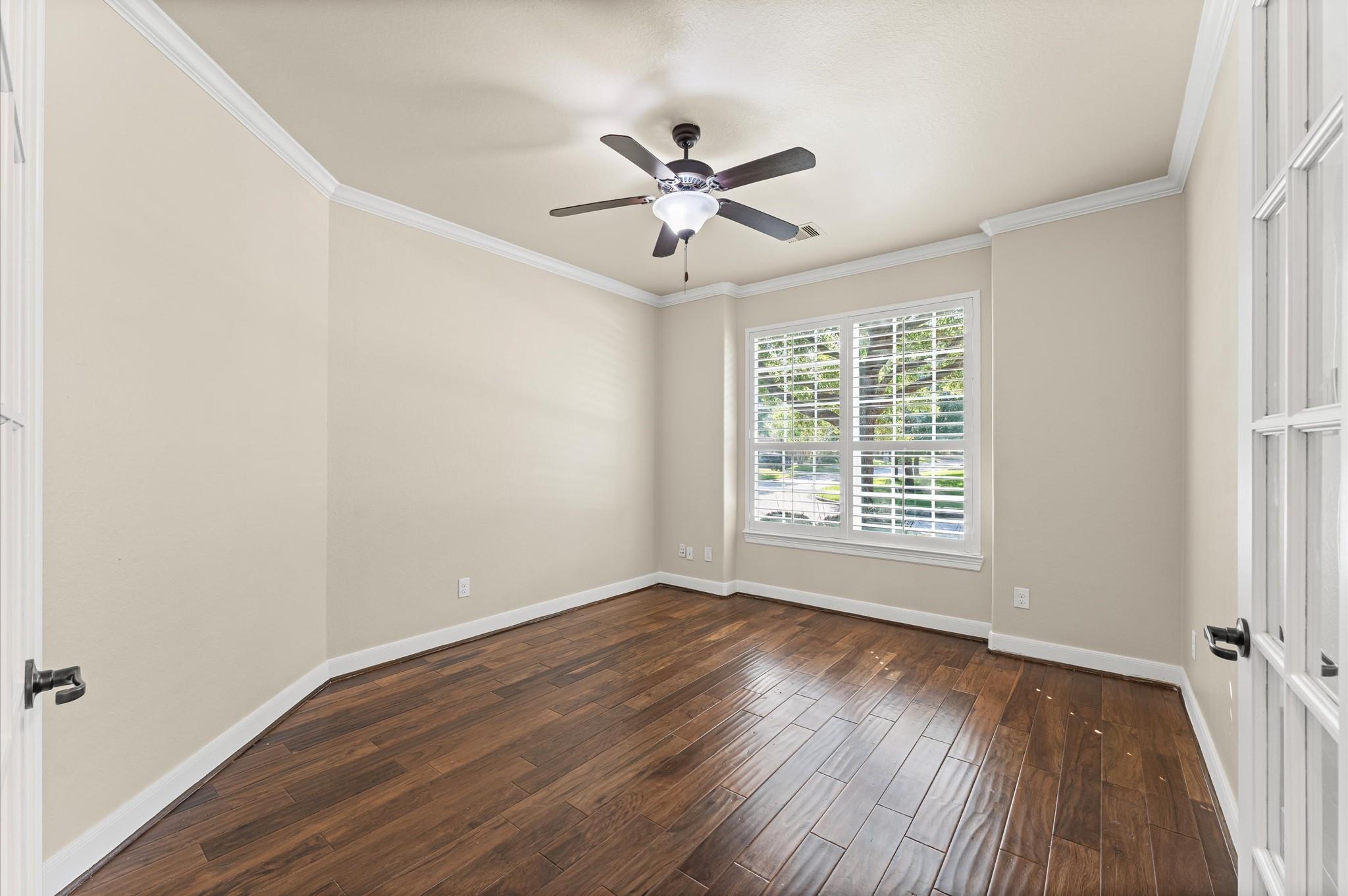 7 N Beech Springs Circle