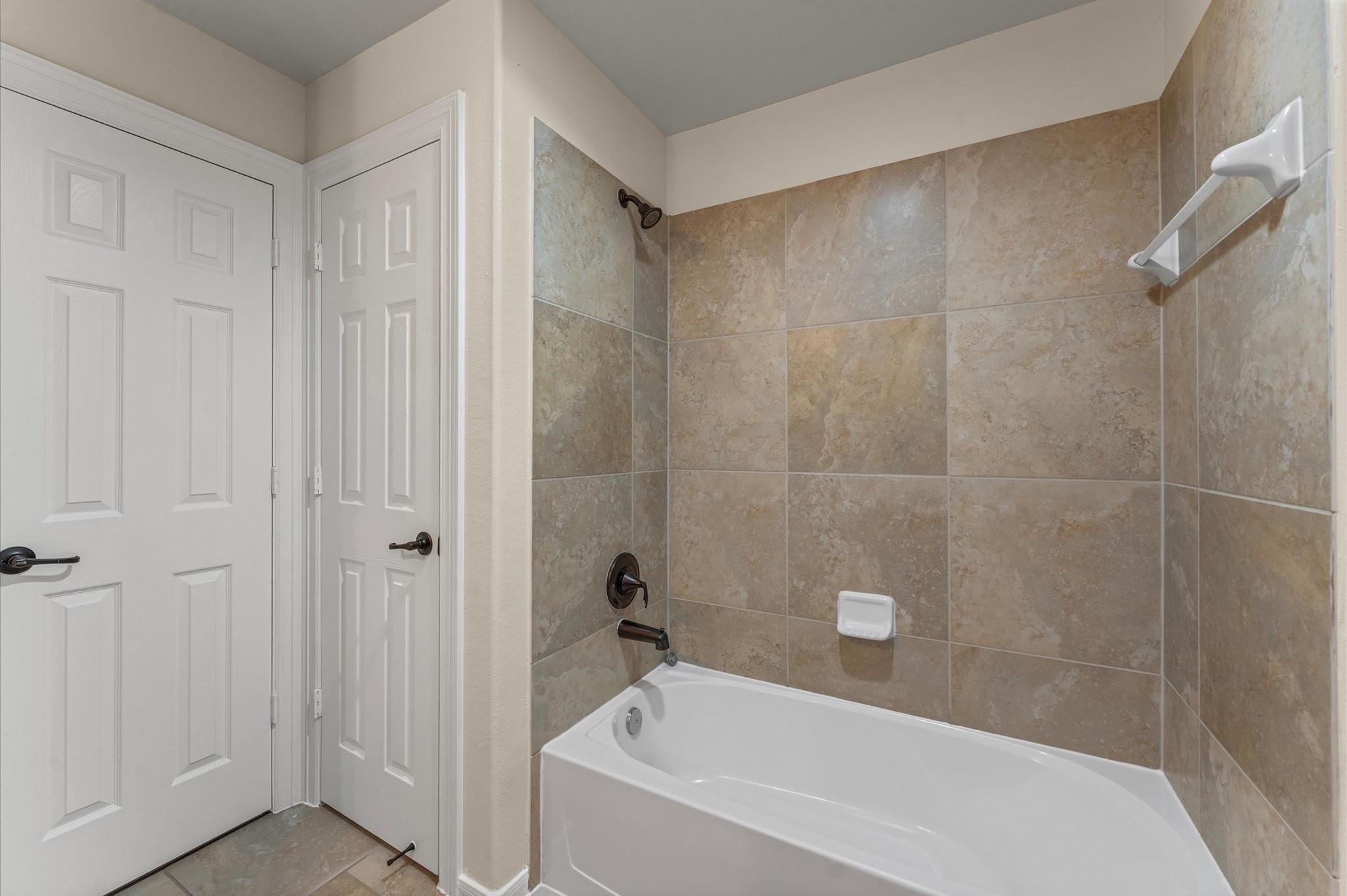 7 N Beech Springs Circle