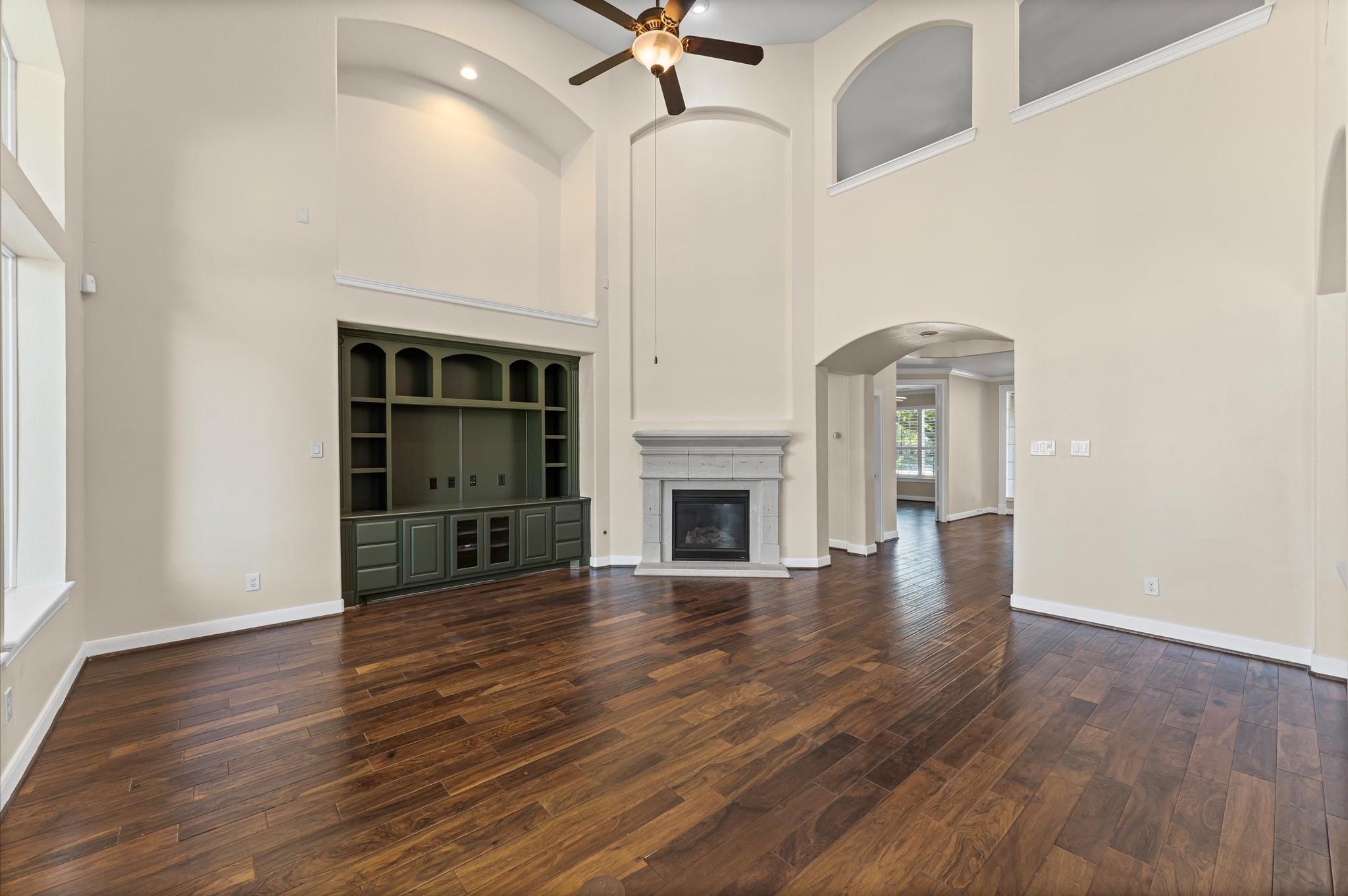 7 N Beech Springs Circle