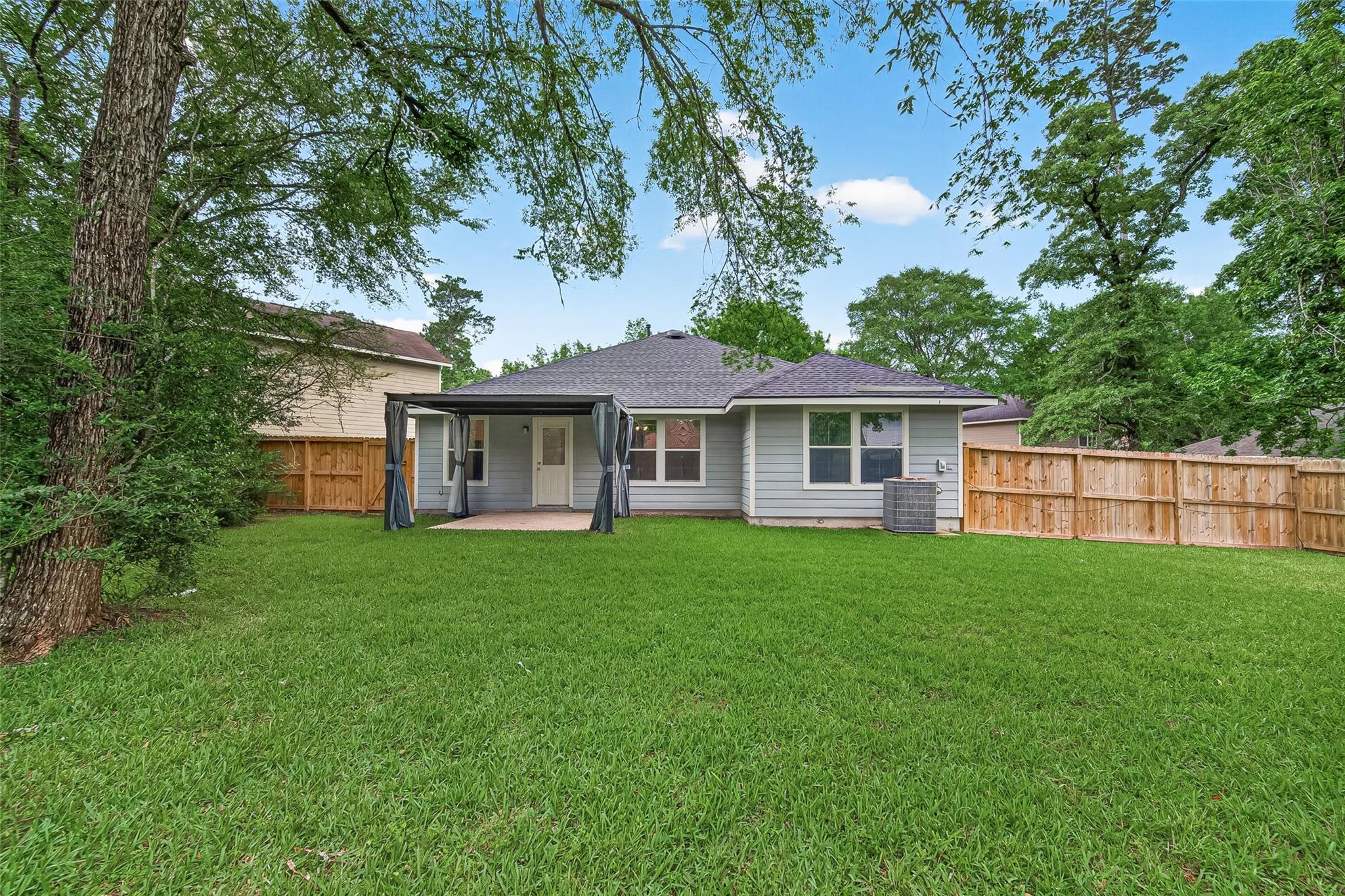 10 Druids Glen Place